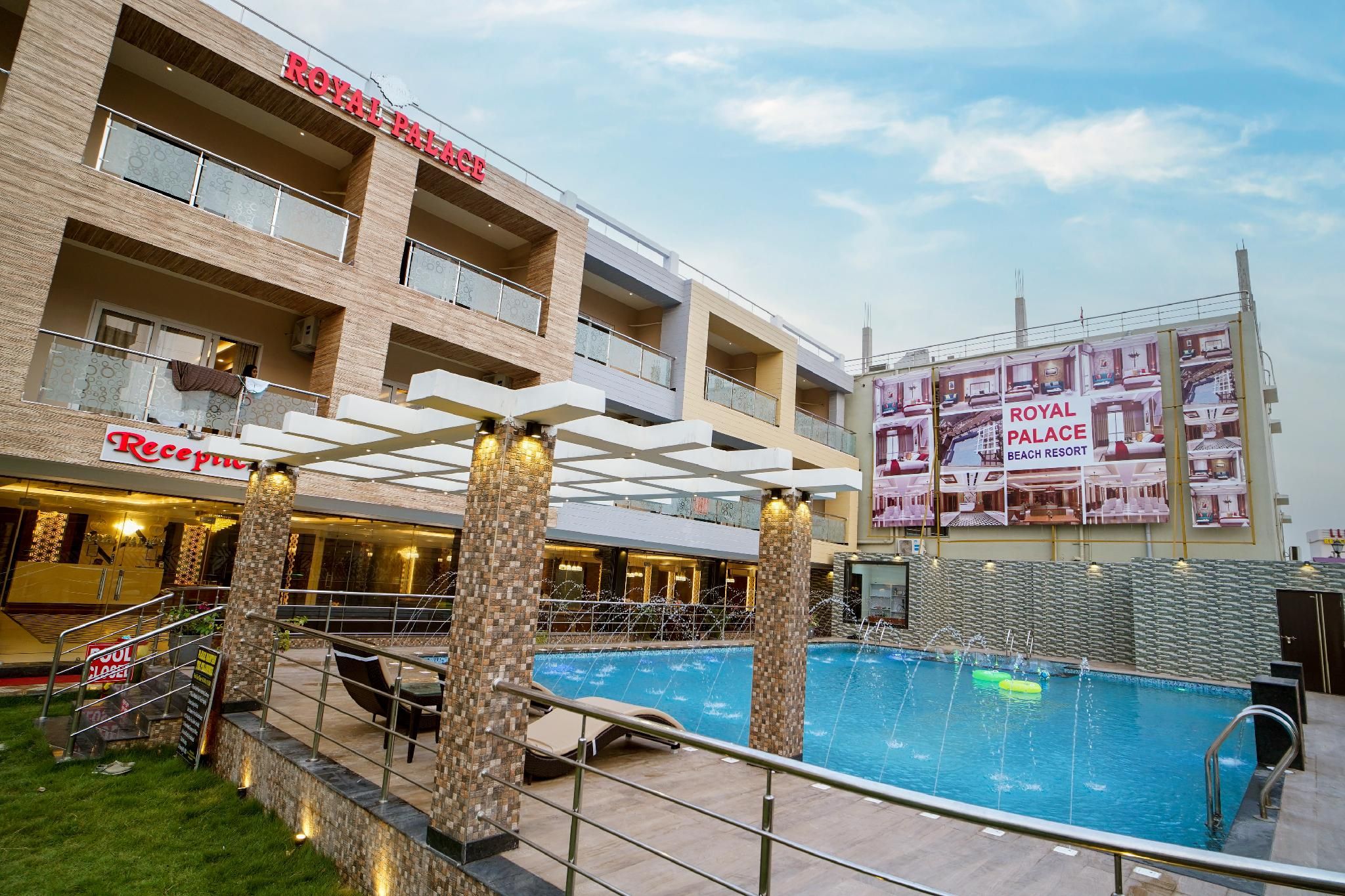 swimming pool [outdoor]