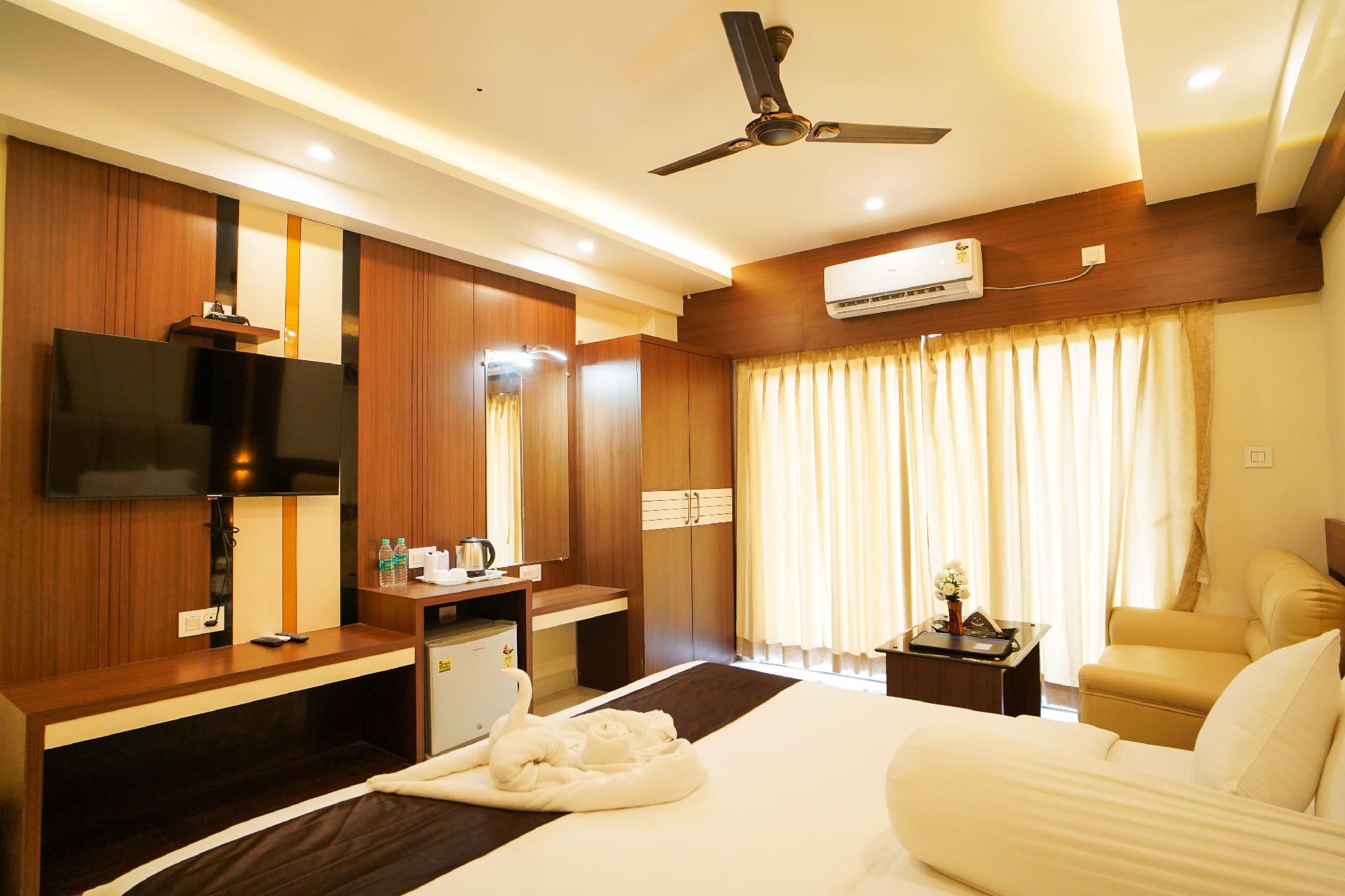 Royal Palace Beach Resort Deluxe Room Double 2
