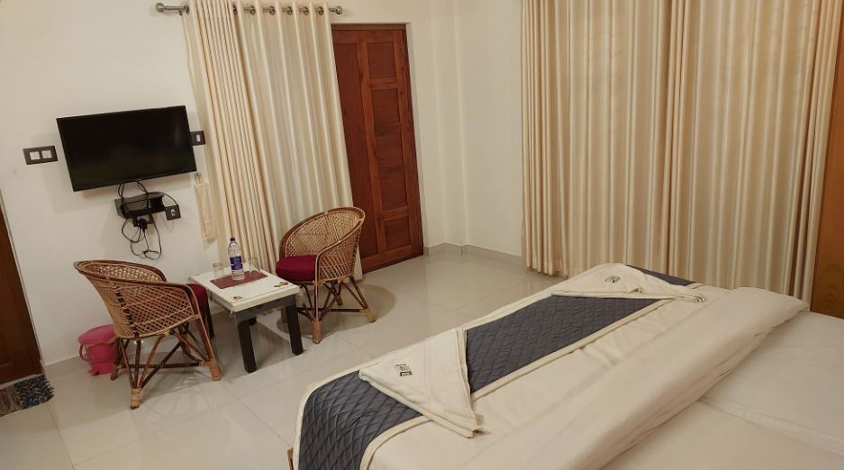 White House Residency Standard Double Room with Balcony - NON AC 2