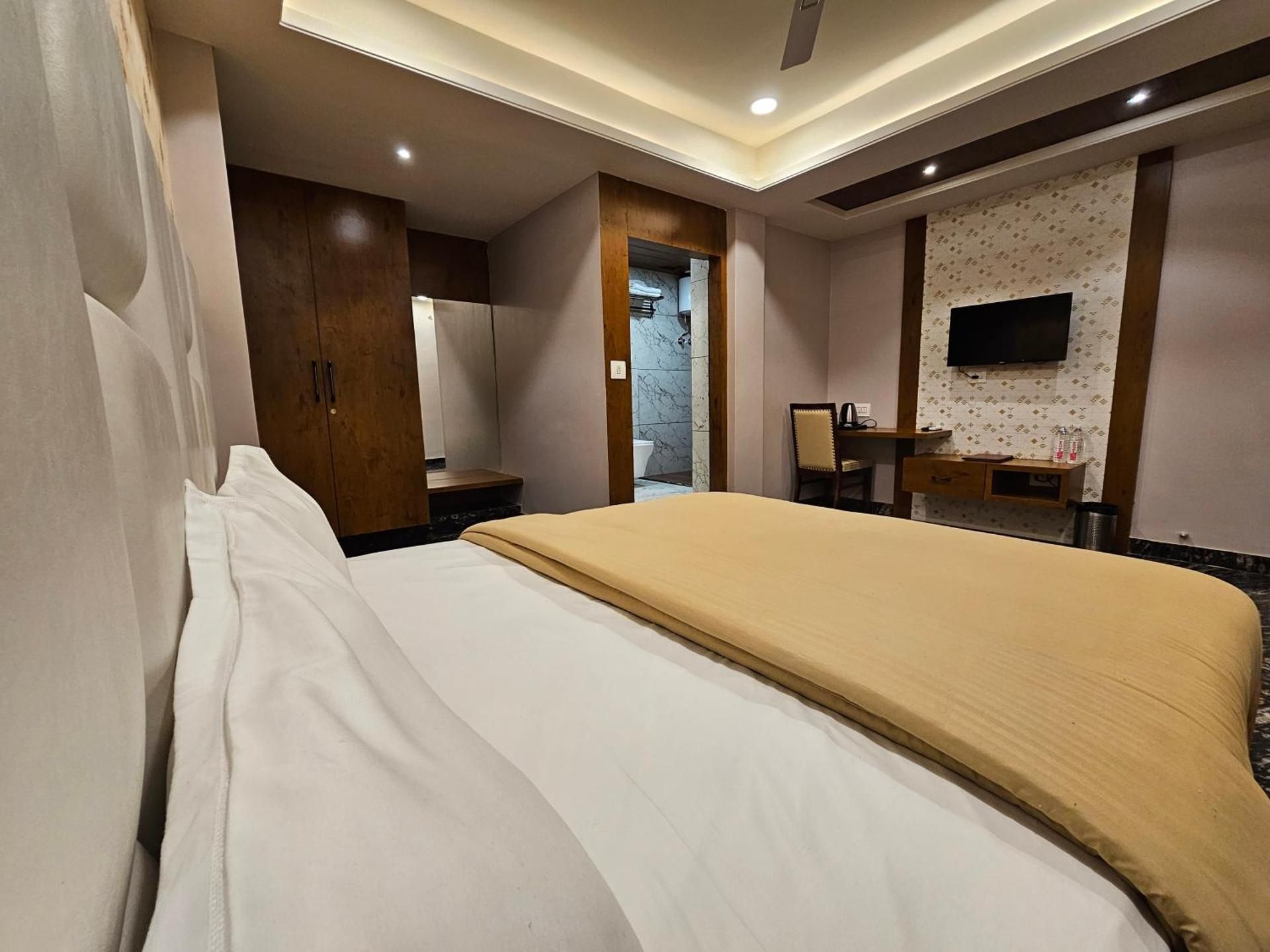 Kanha Inn Standard 2