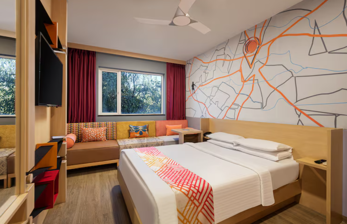 EXECUTIVE QUEEN ROOM