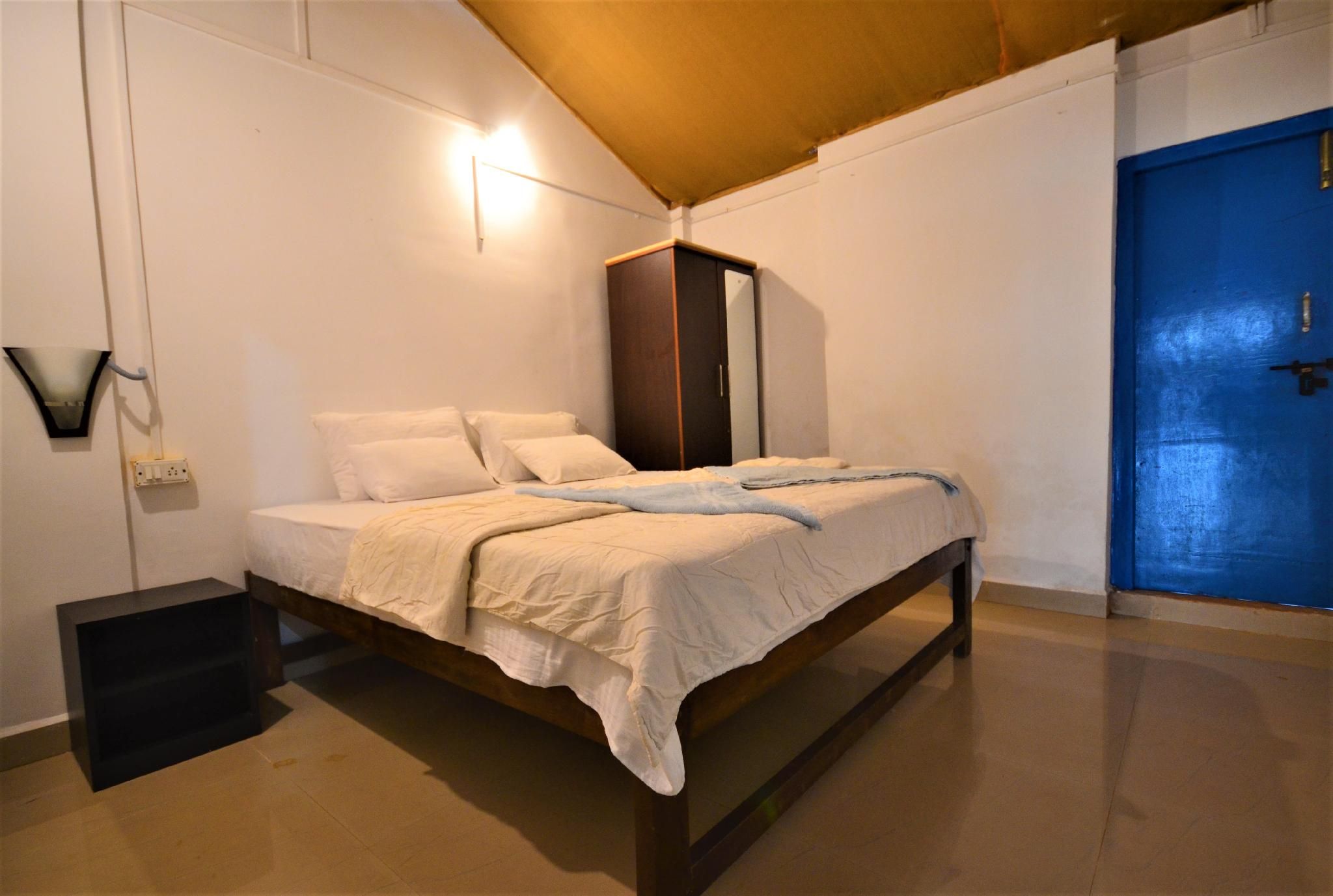 Colomb Bay Homes Deluxe Triple Room - Non-Smoking