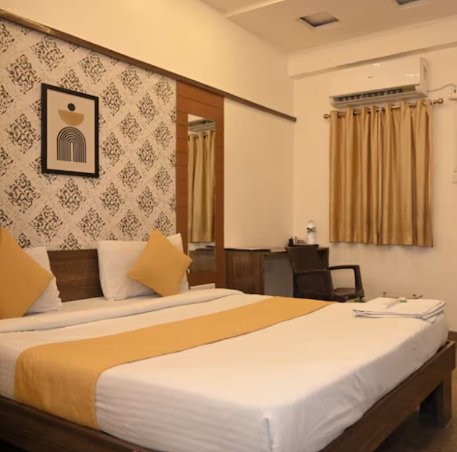 Deluxe AC Room