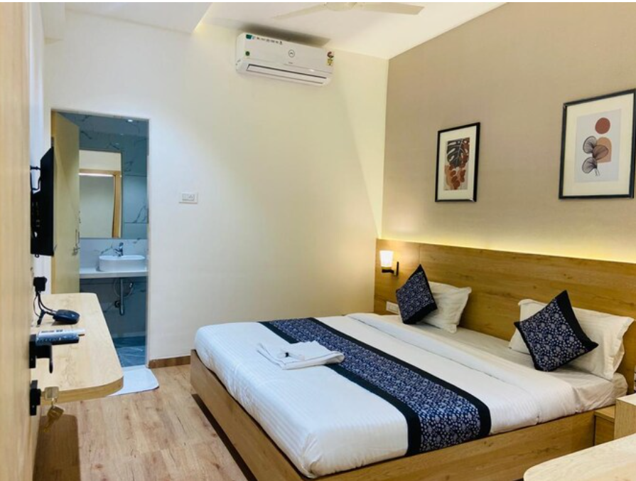 Luxurious AC Room