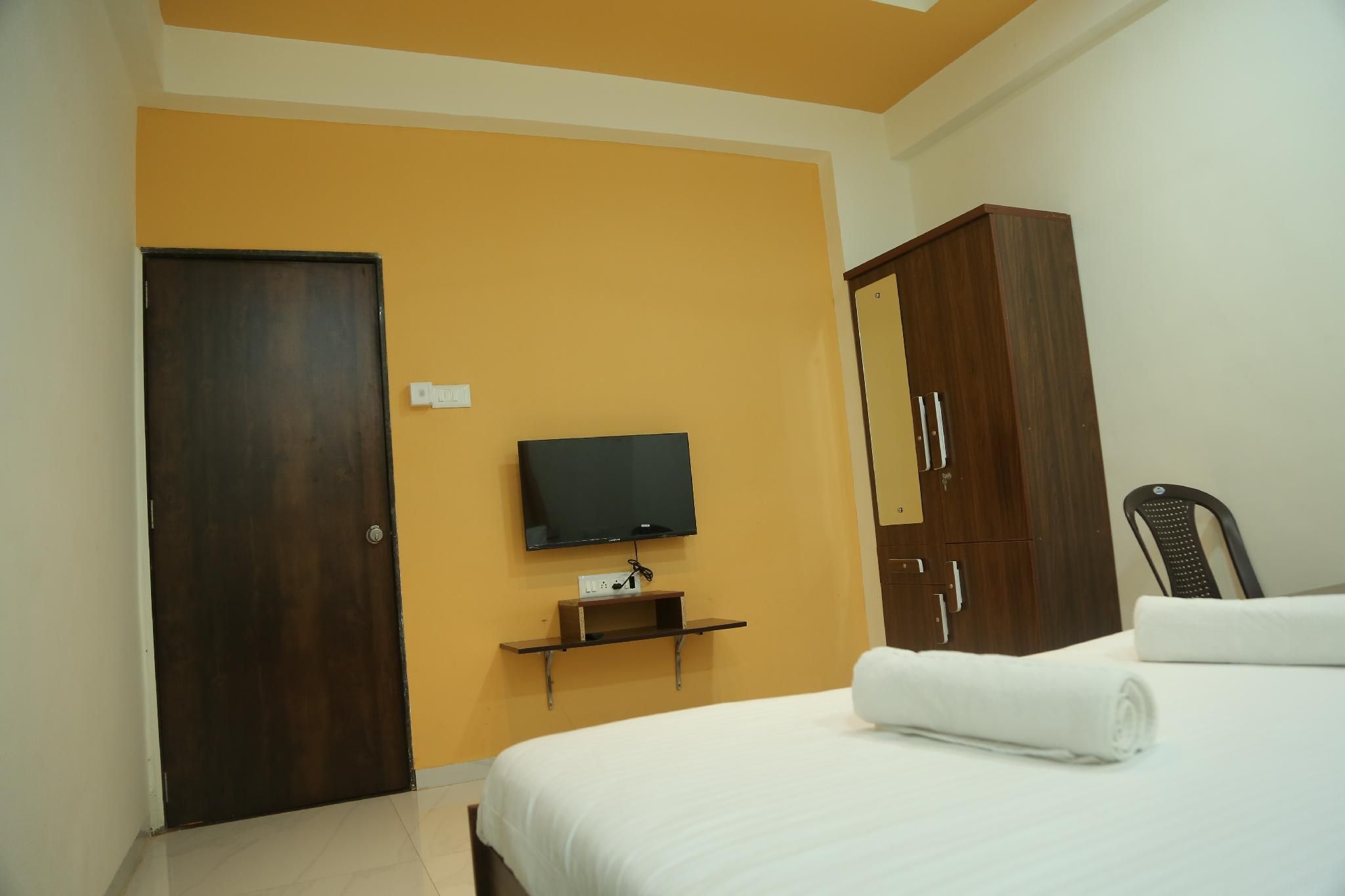 Double Deluxe Room