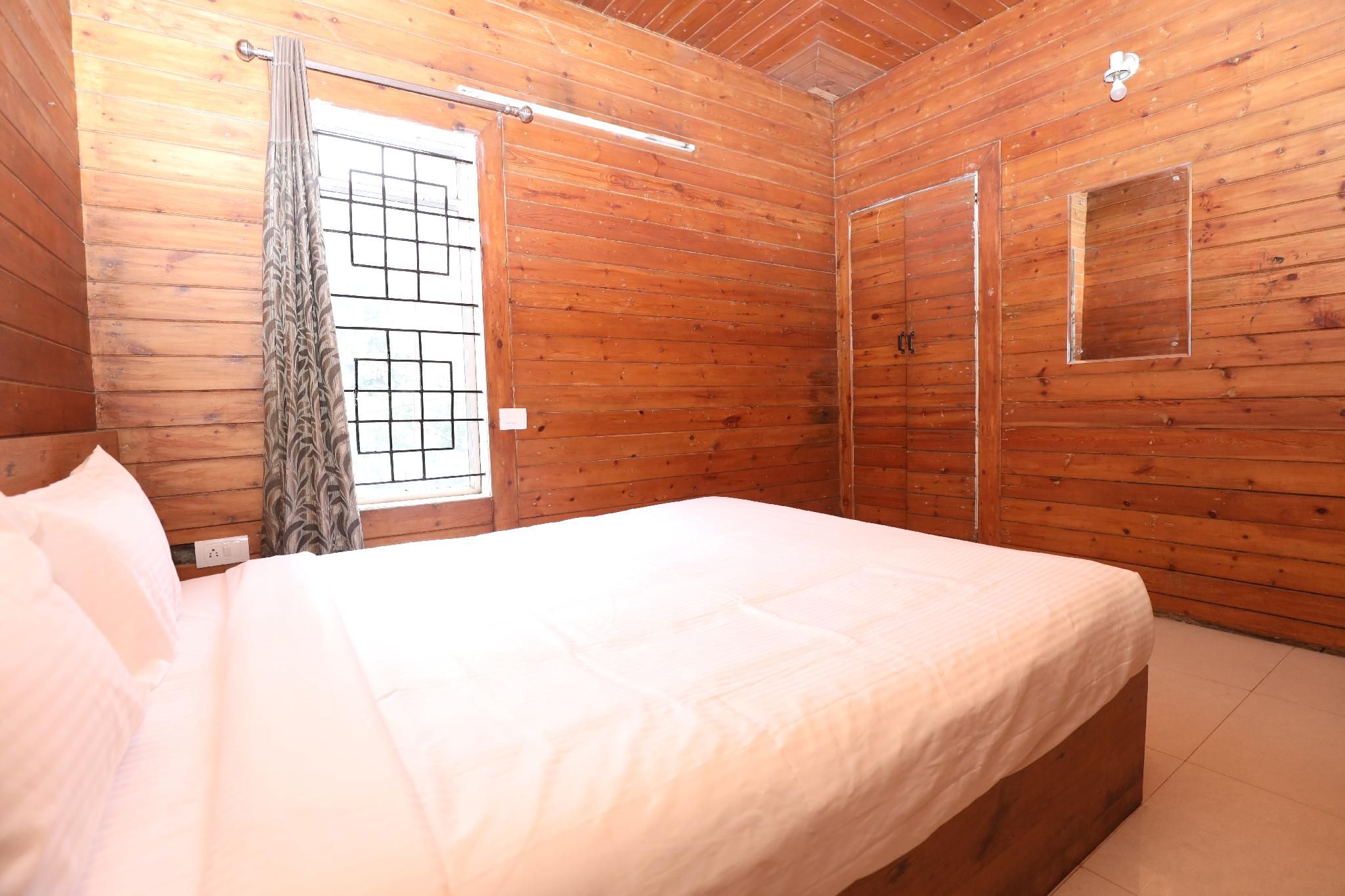 suhanvi resort Double Room