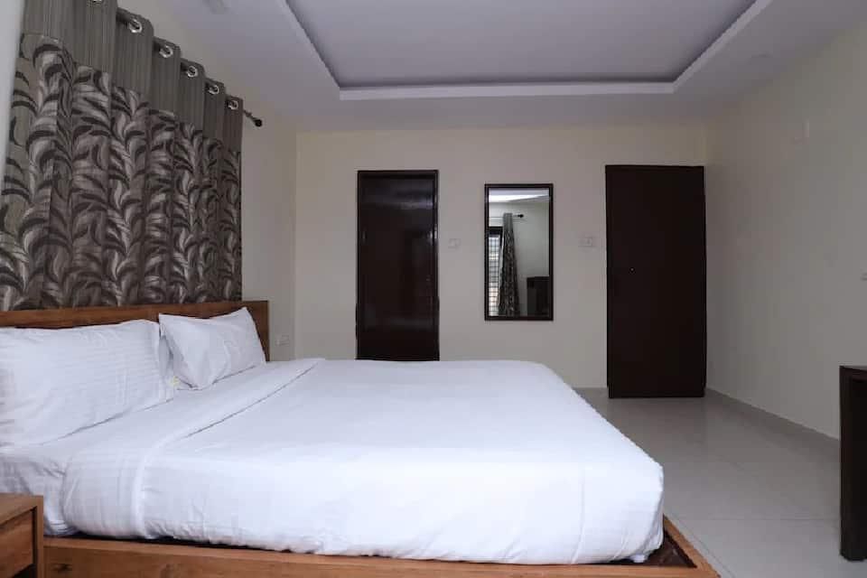suhanvi resort Deluxe Room 2