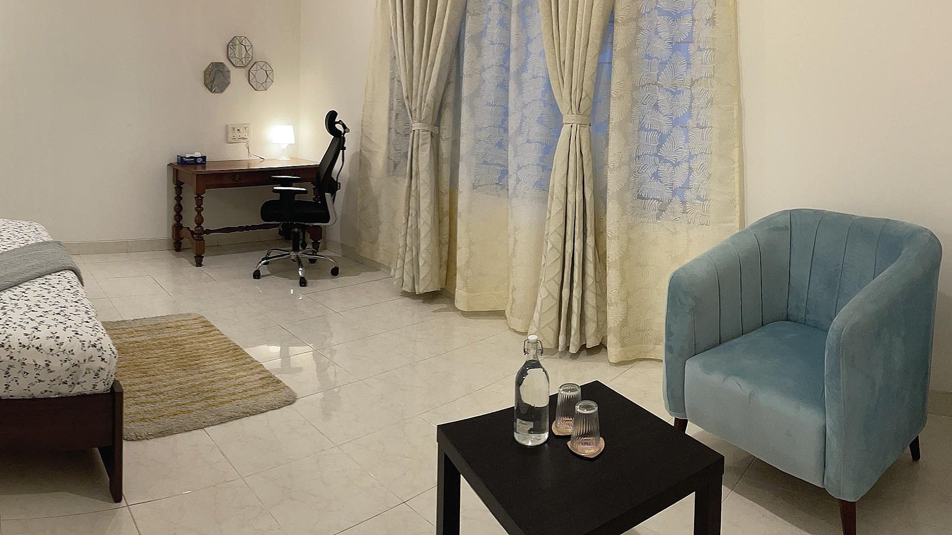 Superior Deluxe King Room