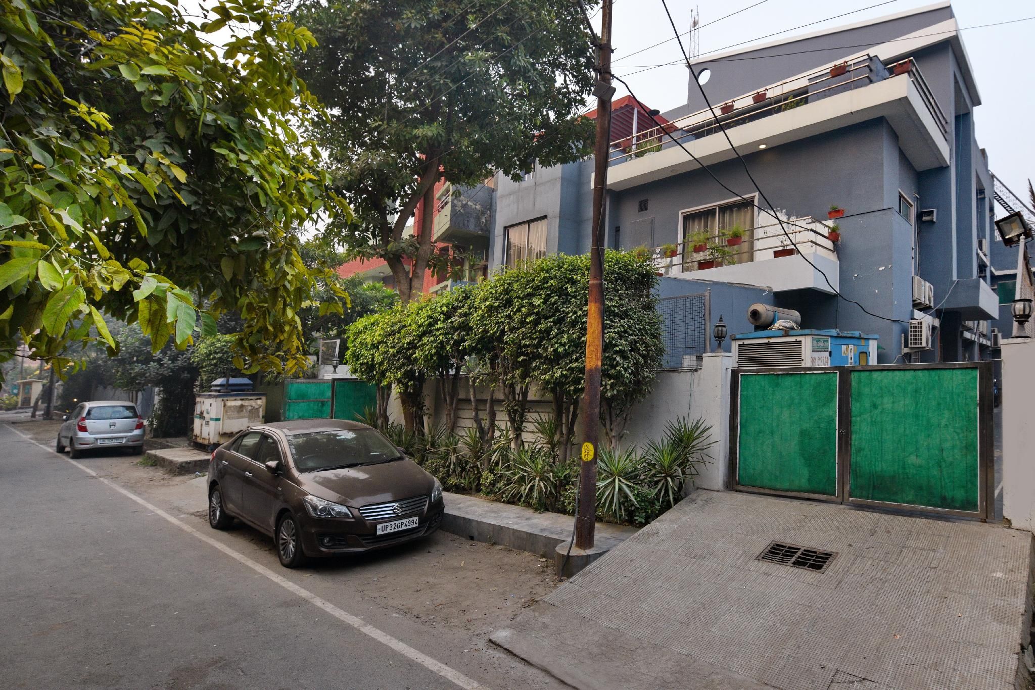 Hotel Admire Inn Sector-51 by ASPL