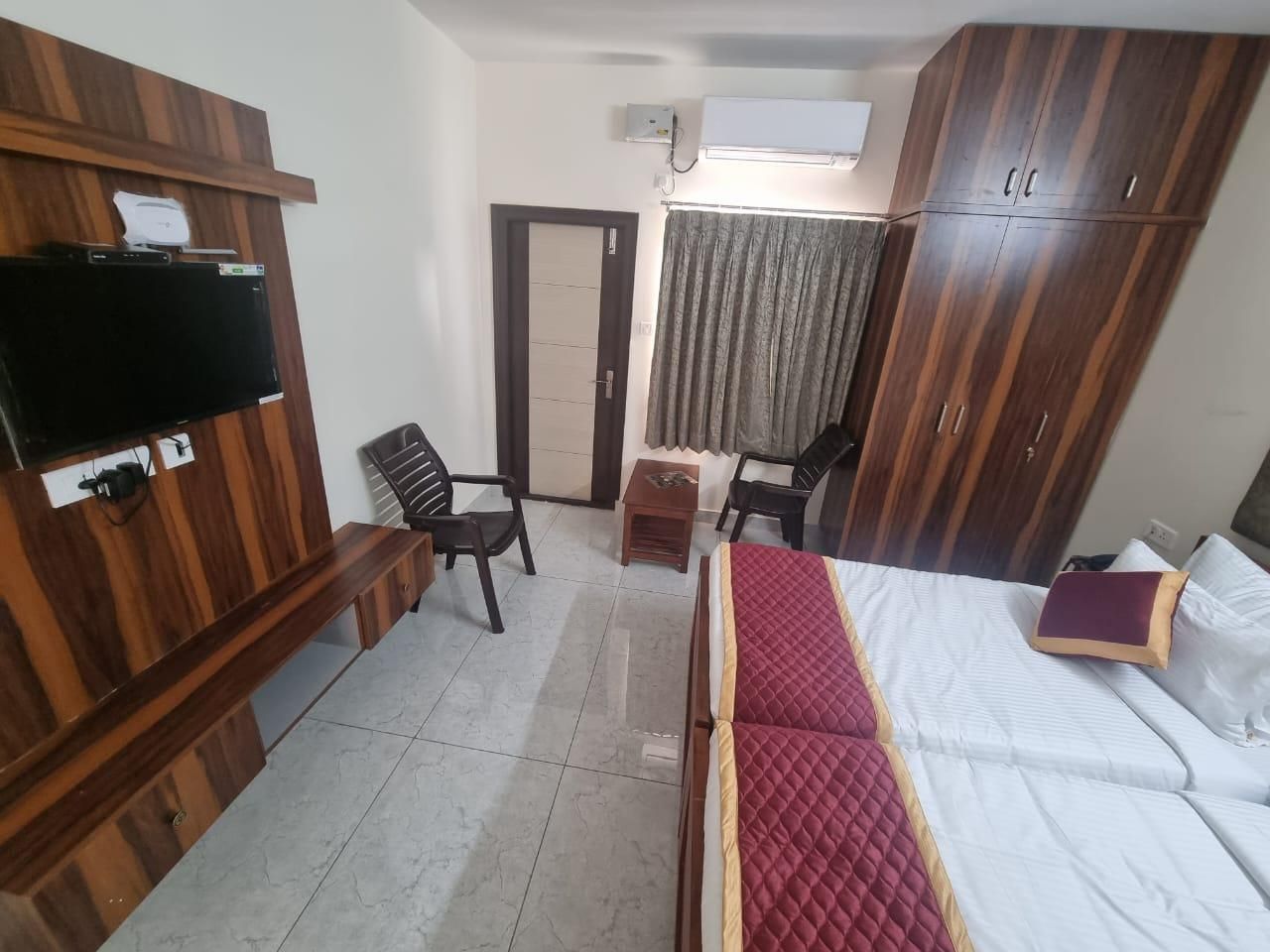 Suite Room