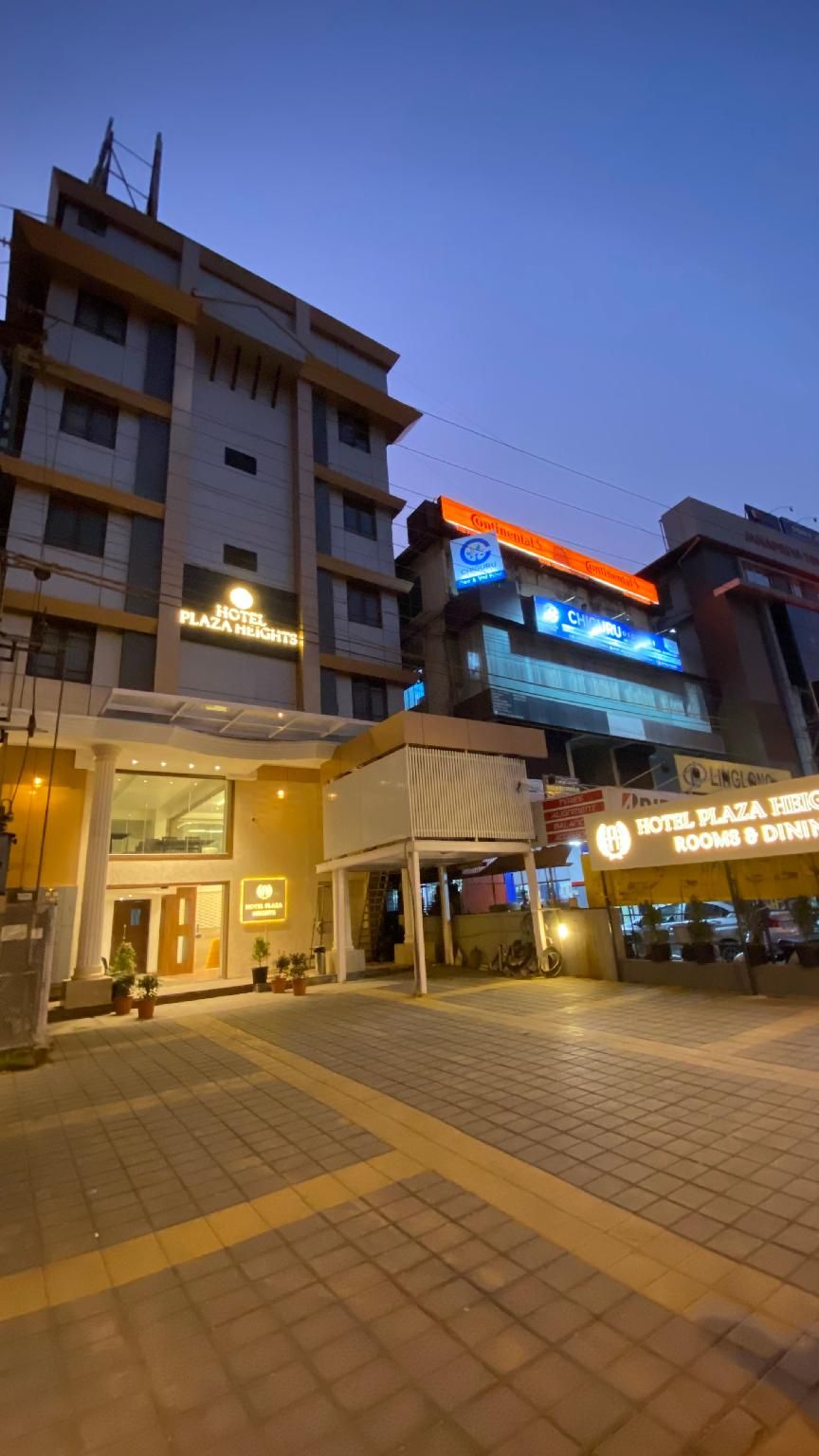 Hotel Plaza Heights by RAK Rooms