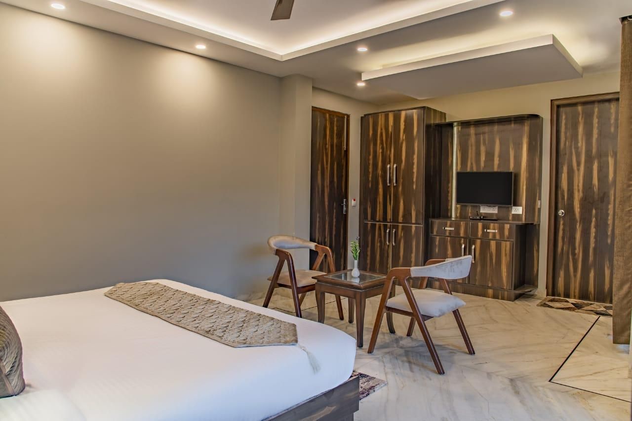 Deluxe Room with Balcony