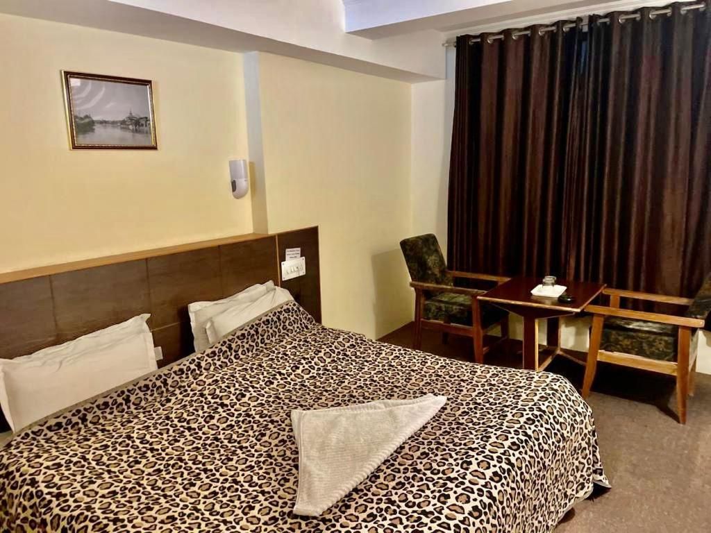 Deluxe Room with Free Wifi