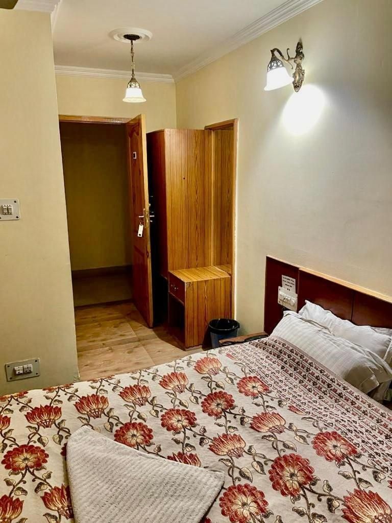 Deluxe Room with Free Wifi