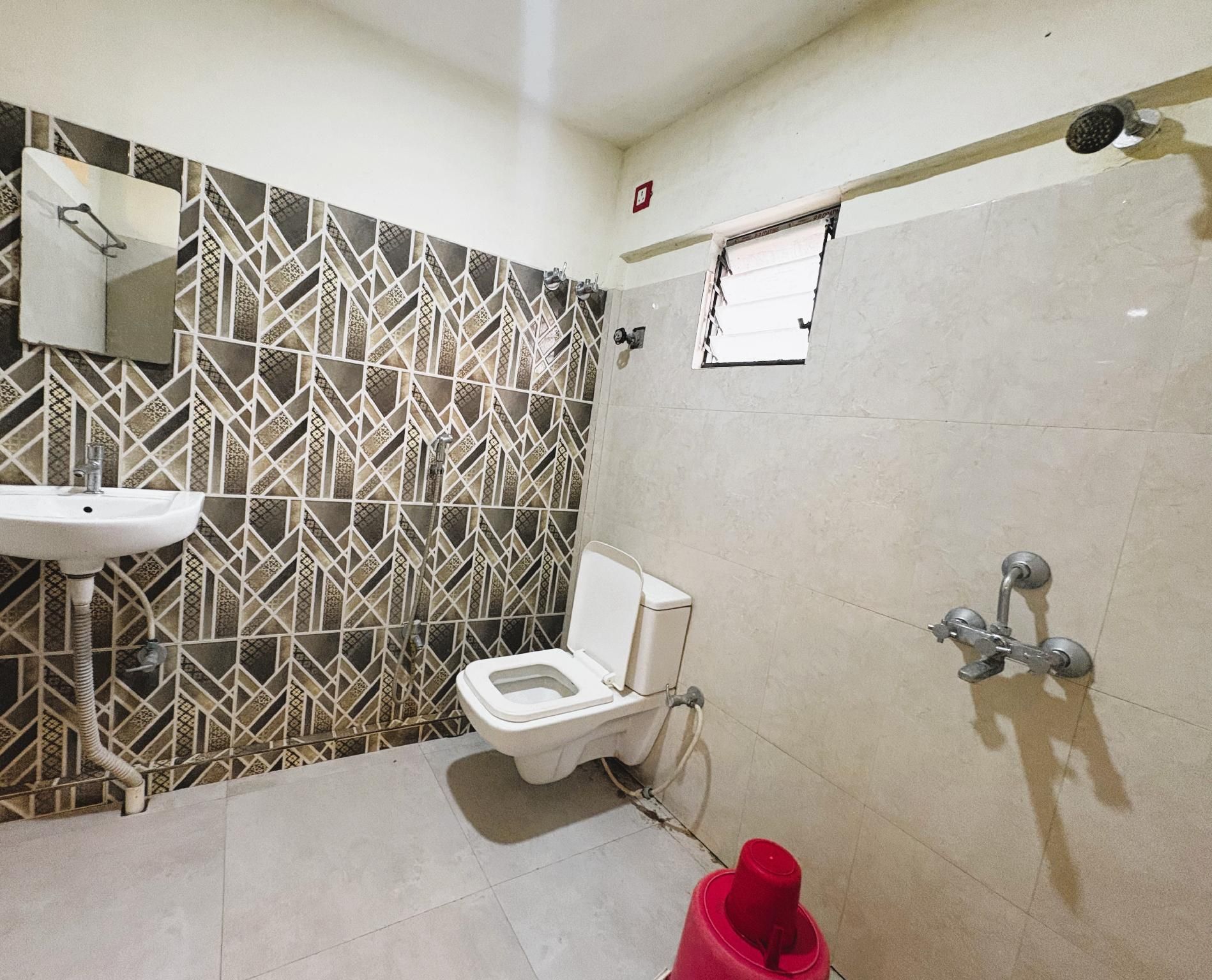 Standard Air Conditioning Room