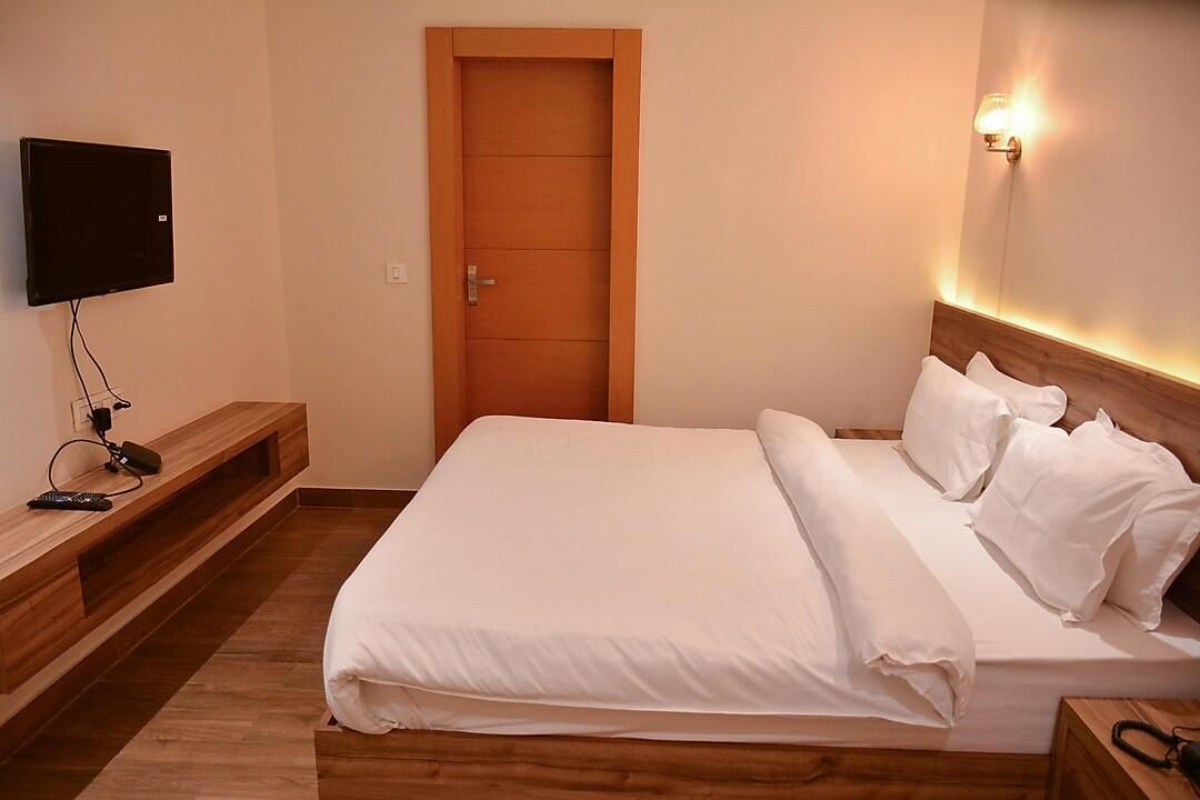 Super Deluxe Room
