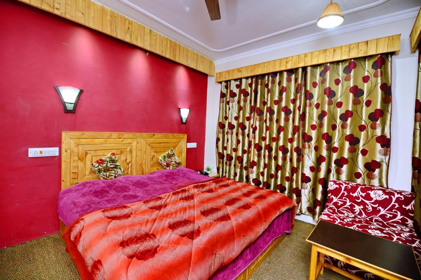 Hotel the kashmir Standard Room 6