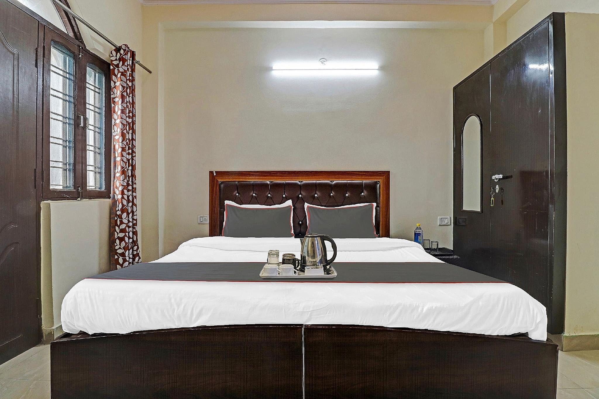 Deluxe Double or Twin