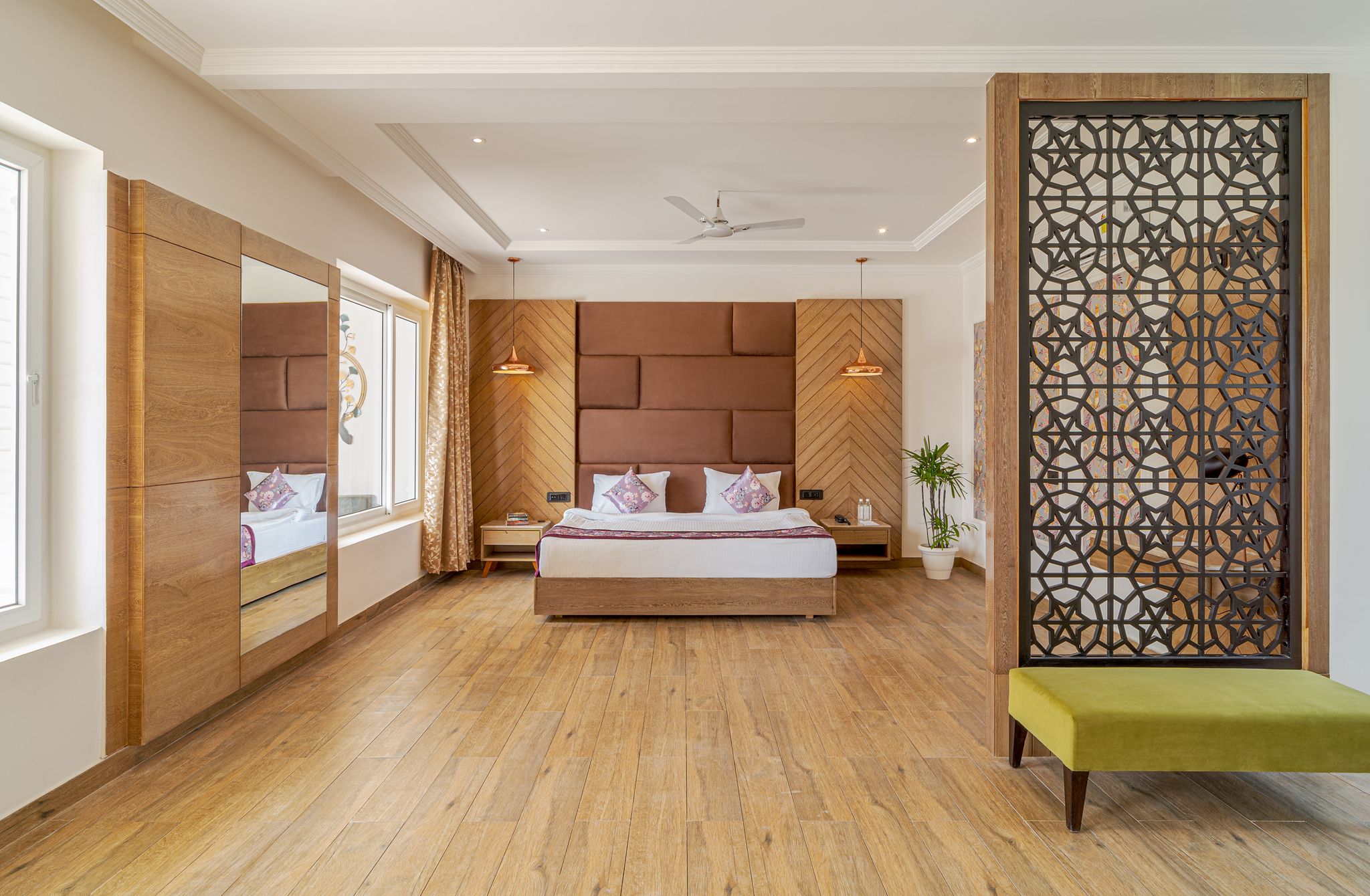 PACIFIC SUITE ROOM