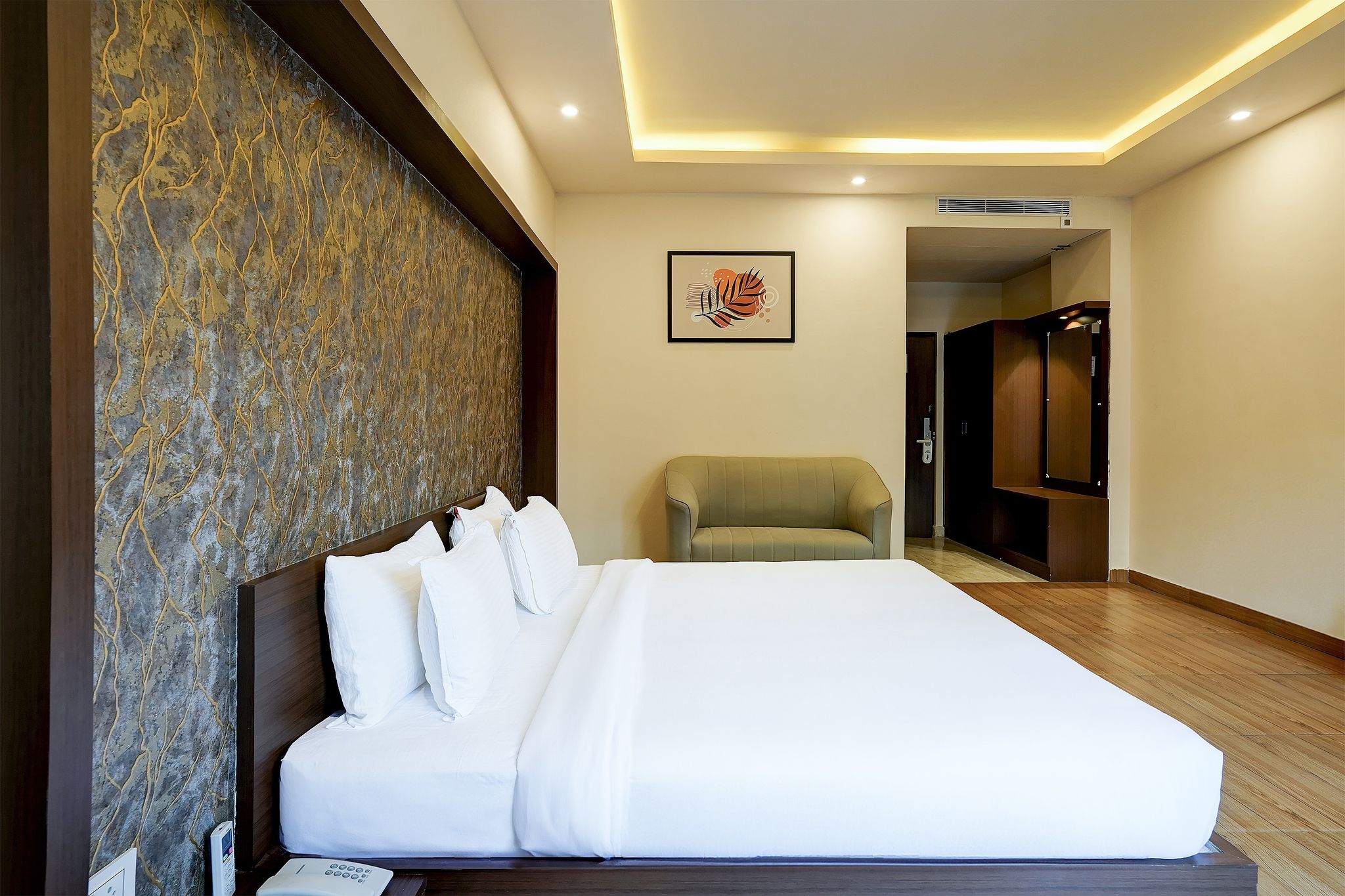 Super Townhouse Oak Mahadevapura Opposite Phoenix Mall Formerly Grand Wilton Inn Classic 3