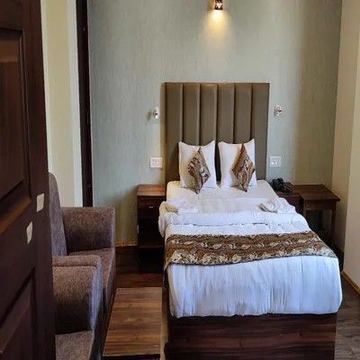 Deluxe Room with Balcony