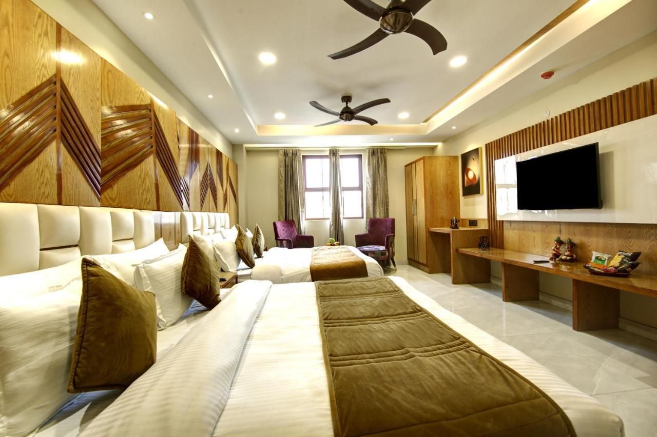 Executive Triple Room