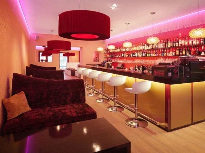 bar/lounge