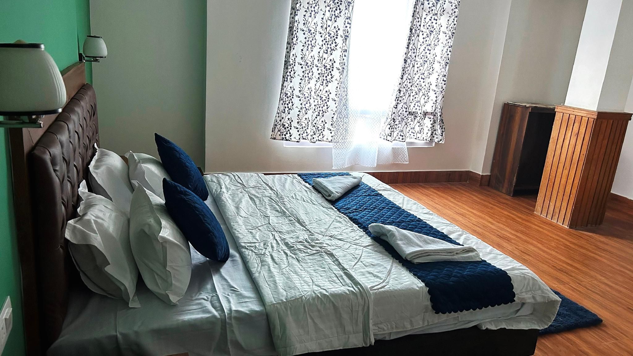 Standard Semi Double Room