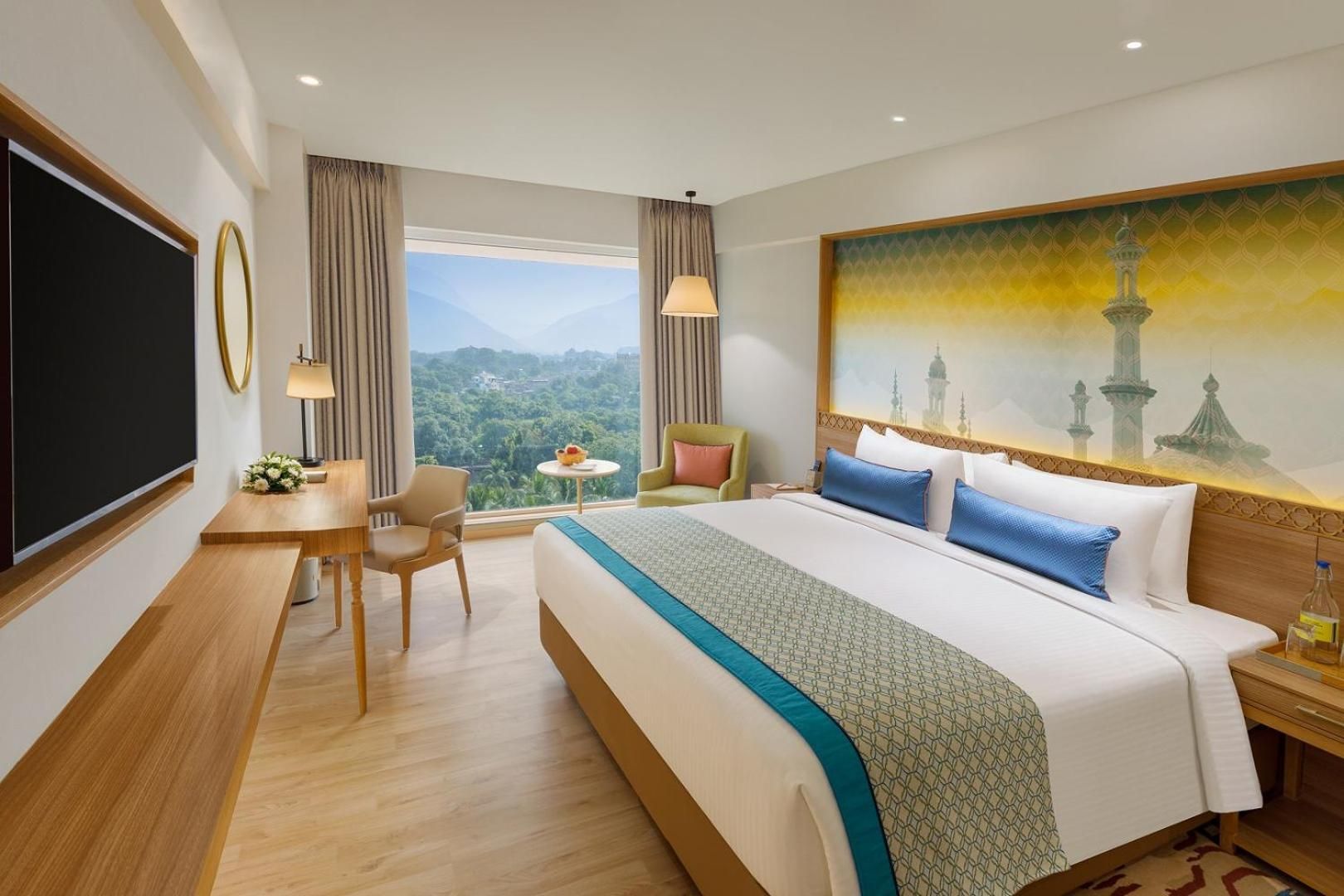 Suite - 1 Double Bed and 1 Sofa Bed 50SQM Free WiFi Living Room