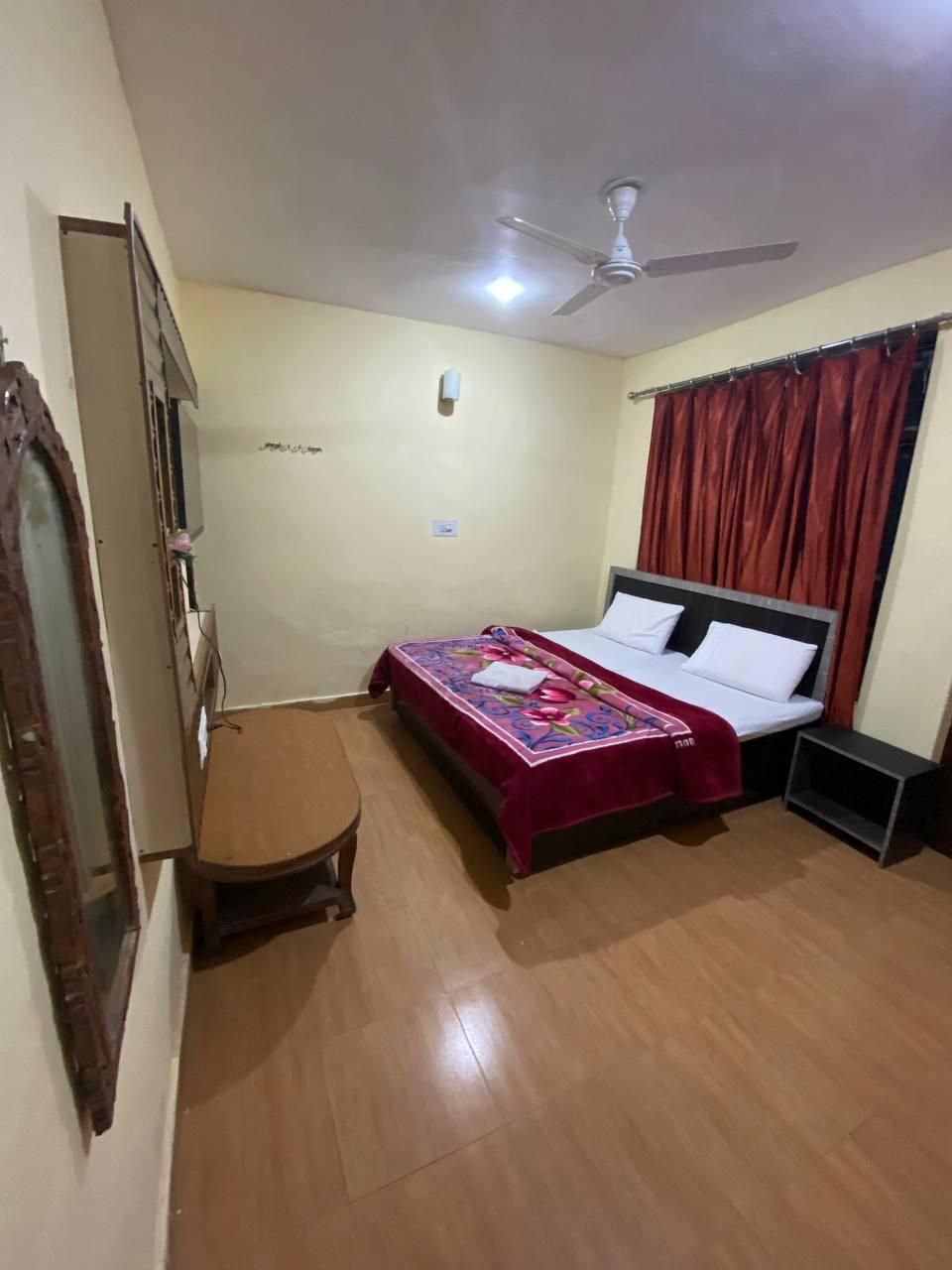 Standard with 1 Double Bed