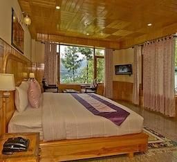 Deluxe Cottage with MOUNTAINS View Central Heated