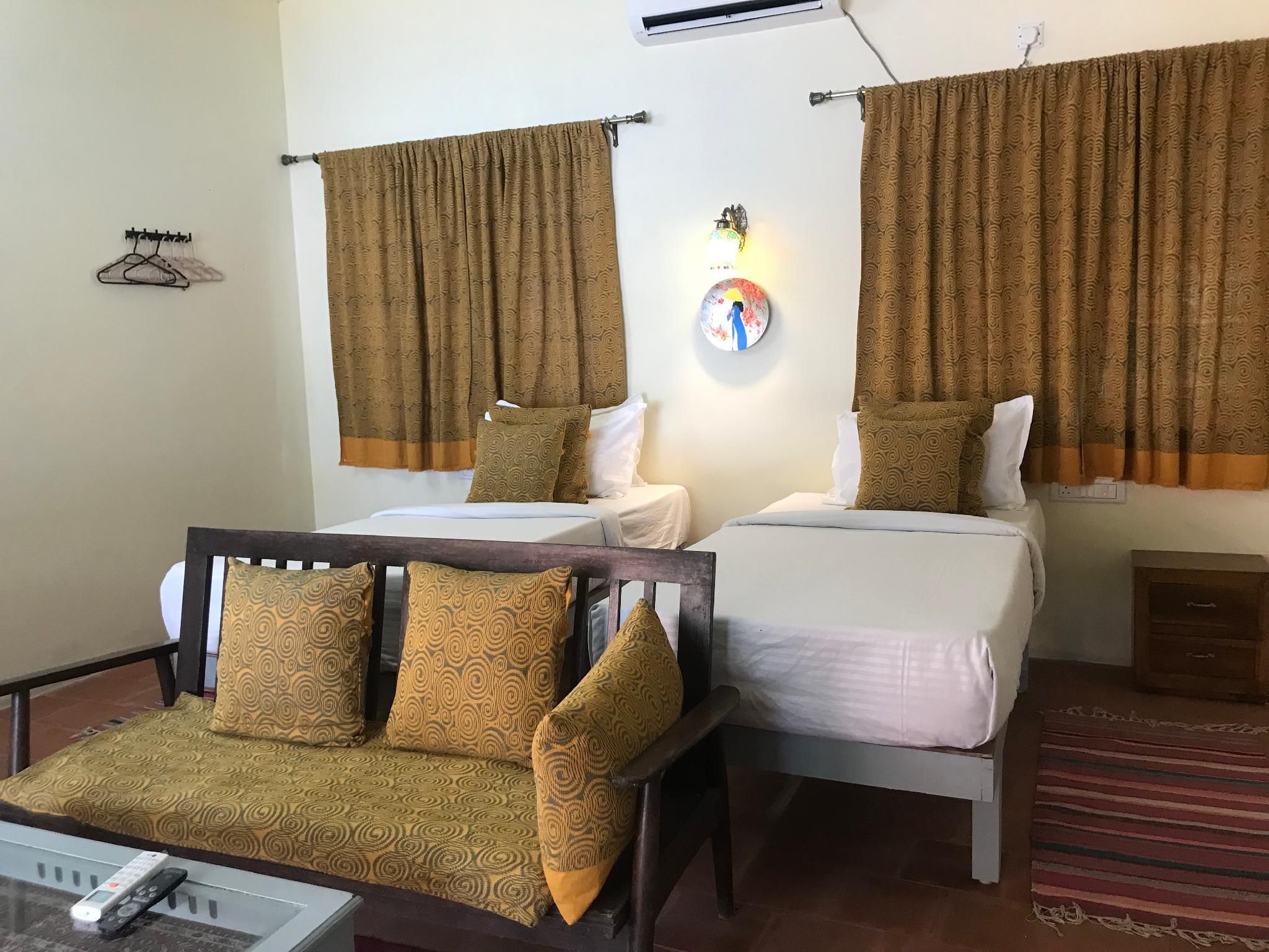 Twin Deluxe Room High Floor