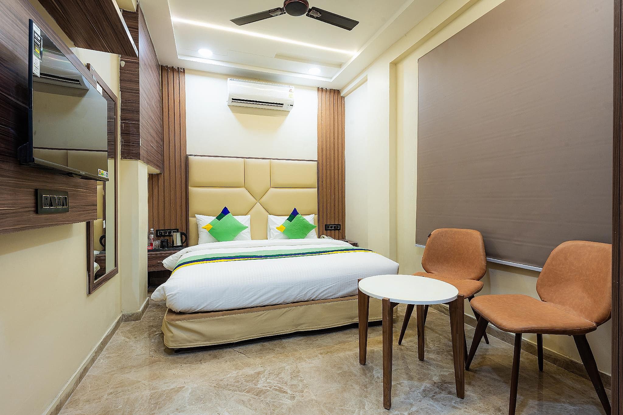 Treebo City Center Standard Double Room 3