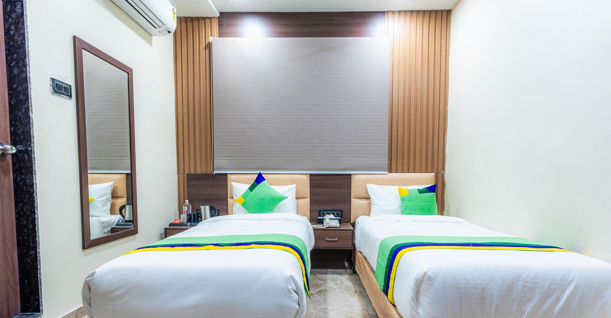 Treebo City Center Standard Double Room 5