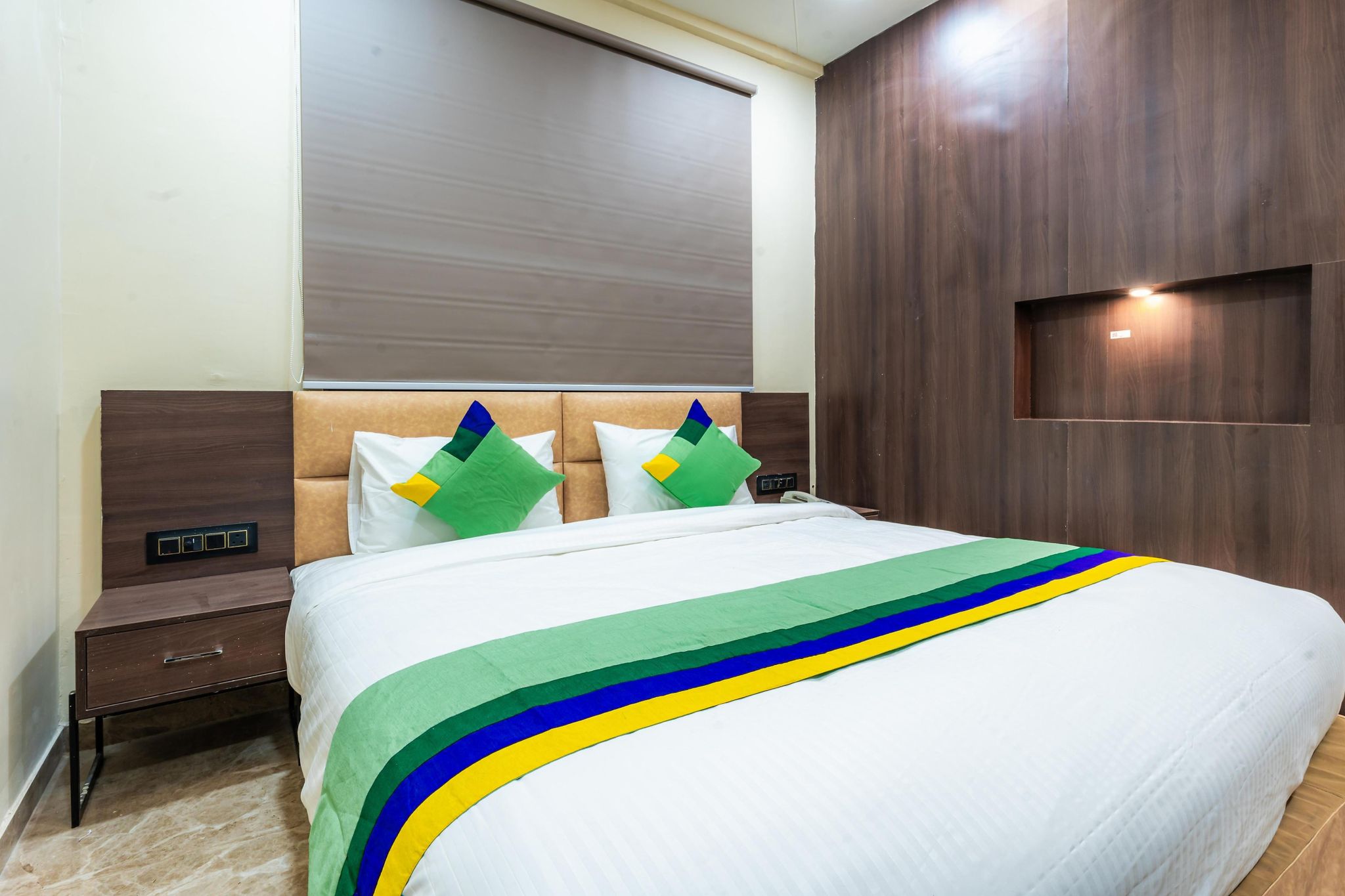 Treebo City Center Standard Double Room 8