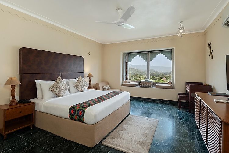 Grand Lake View Suite