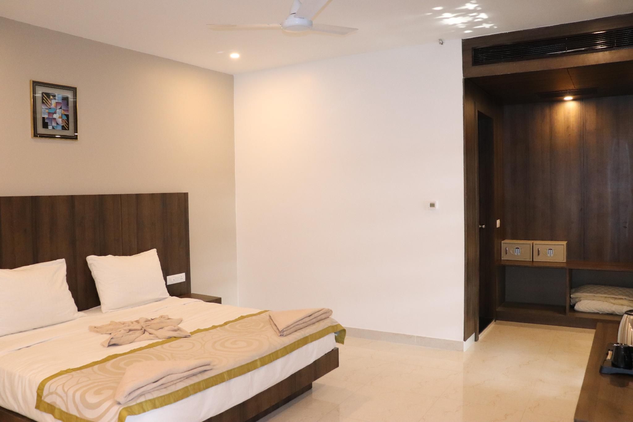 Kana Hotel Double Room 2