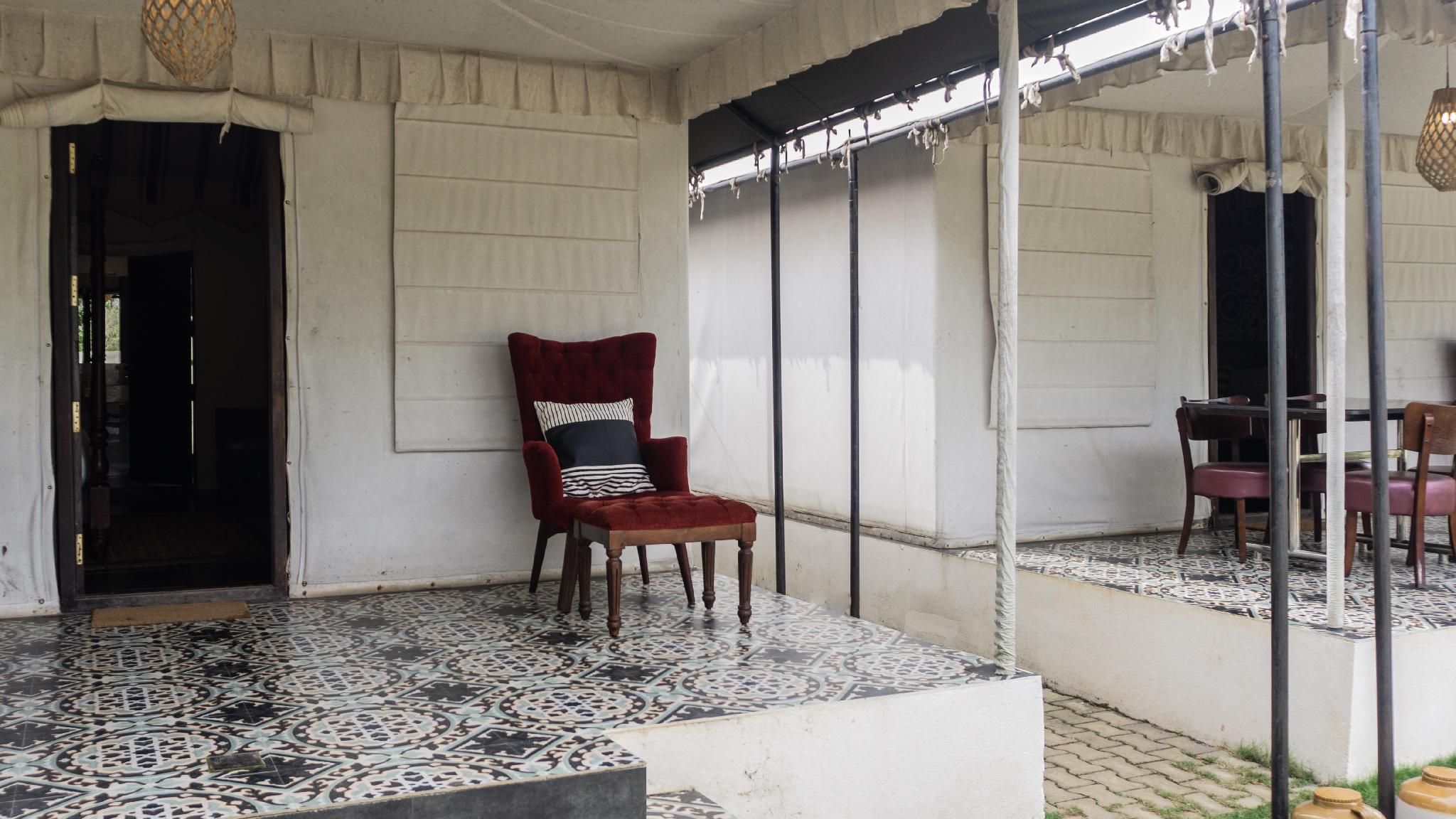 16 Bedouin Single Luxury Machan