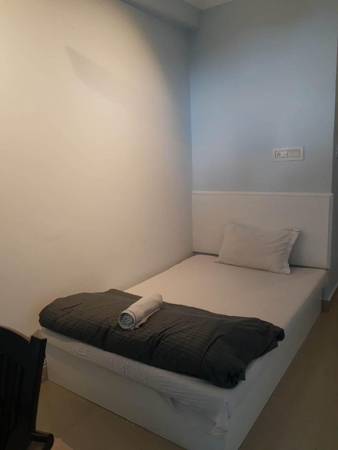 Superior Queen Room with Balcony