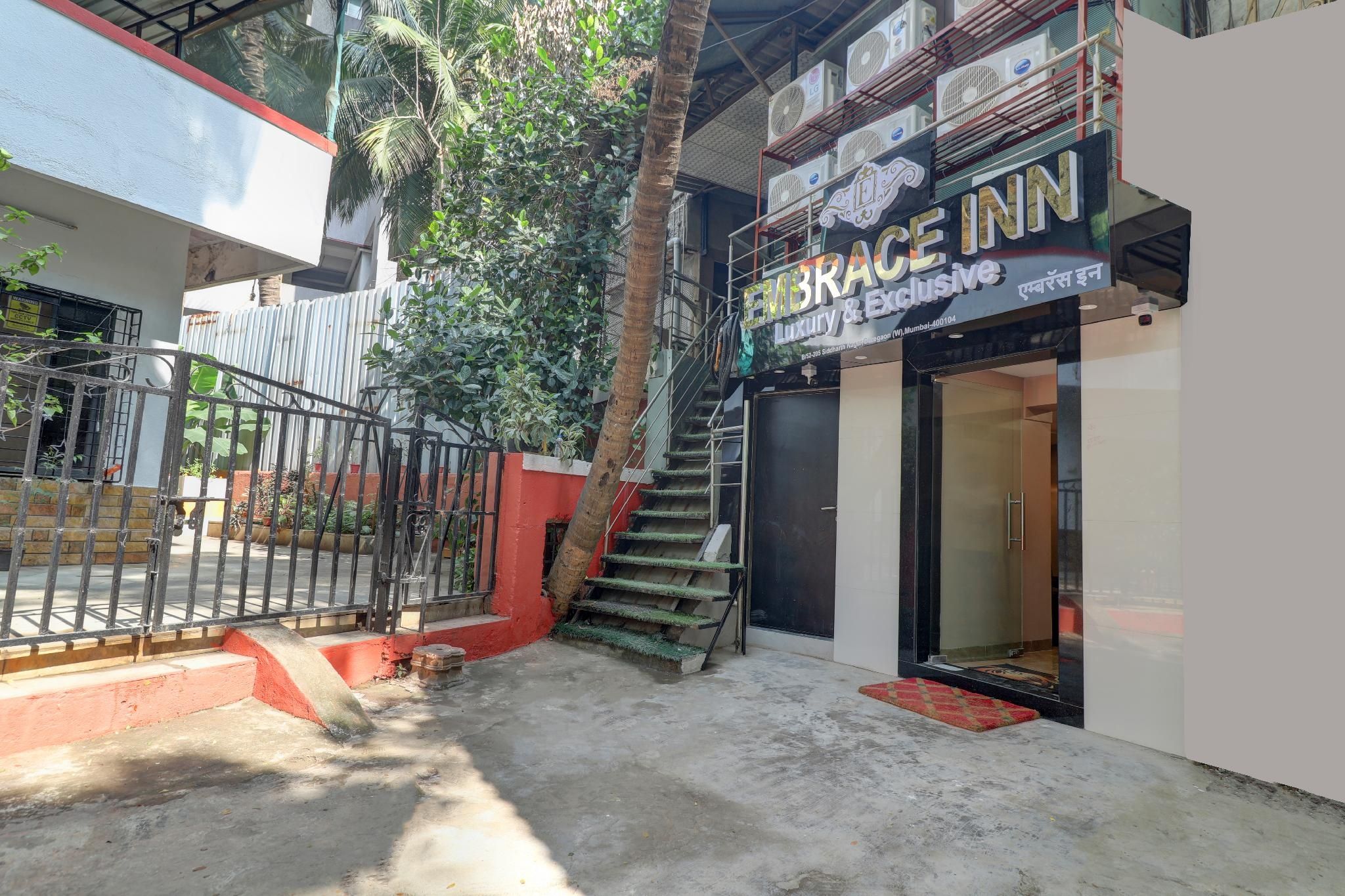 Hotel Embrace Inn Near Exhibition Center