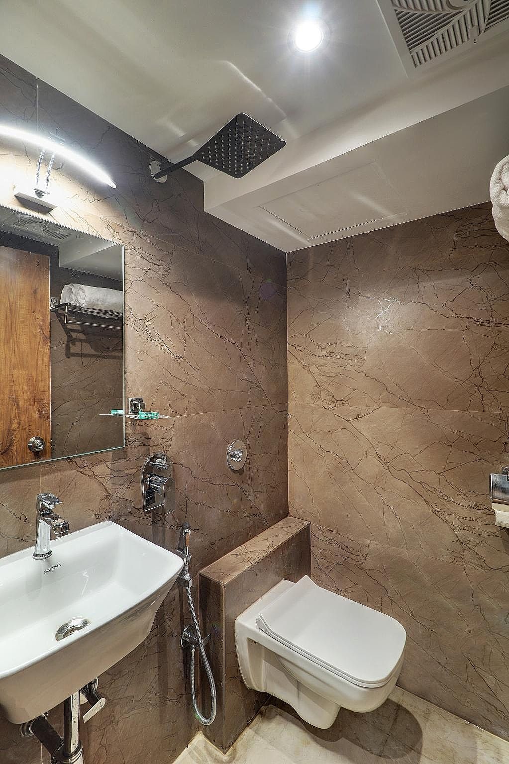 Deluxe Double or Twin