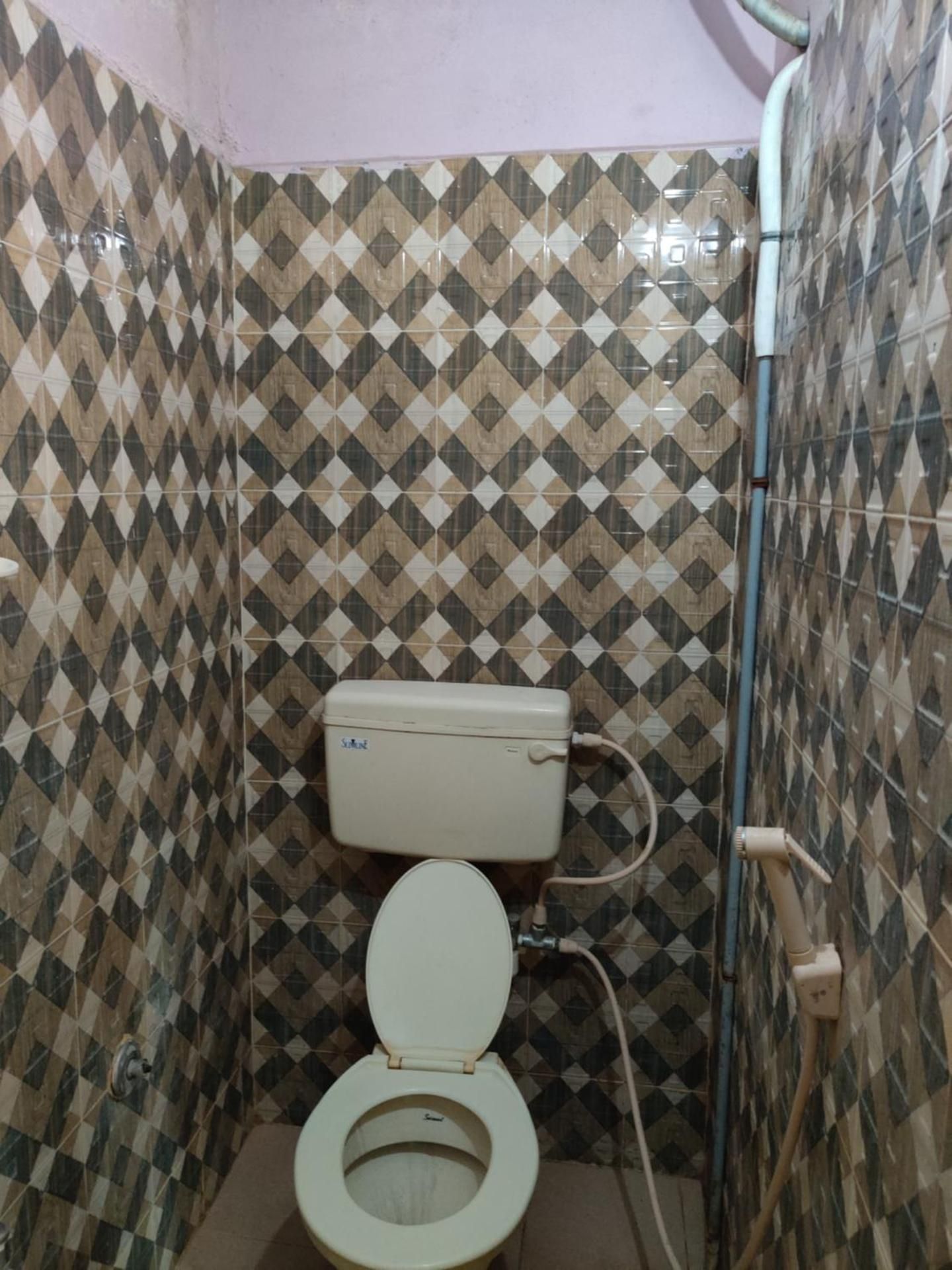 Sakthimurugan residency Budget Single Room