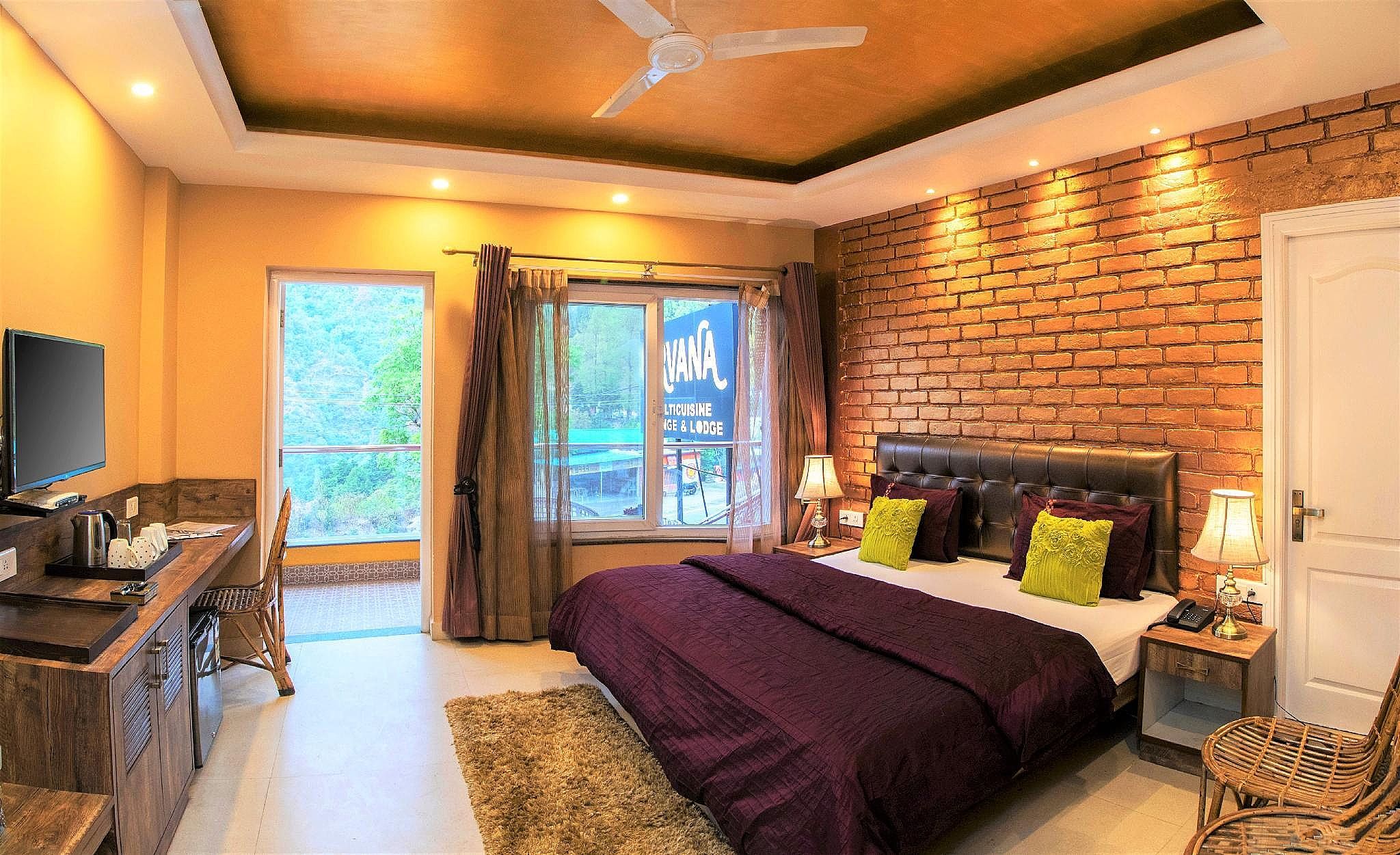 Deluxe Room with Balcony