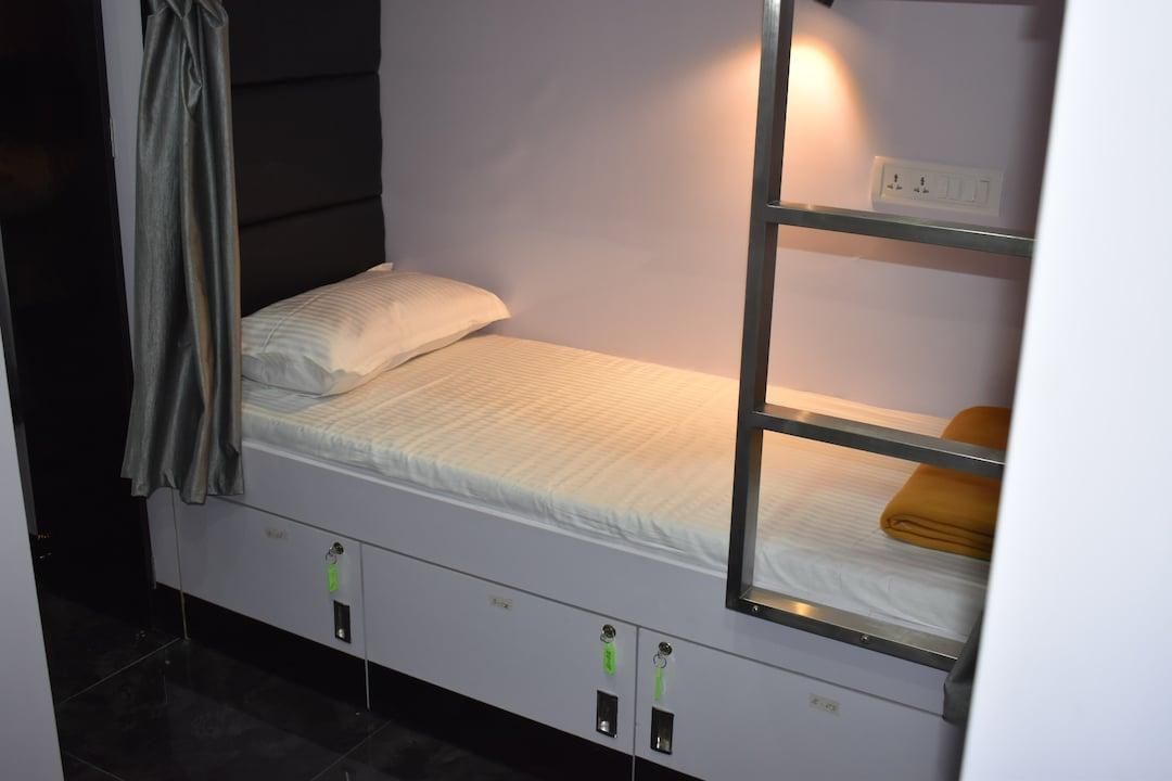 Male Dormitory Room