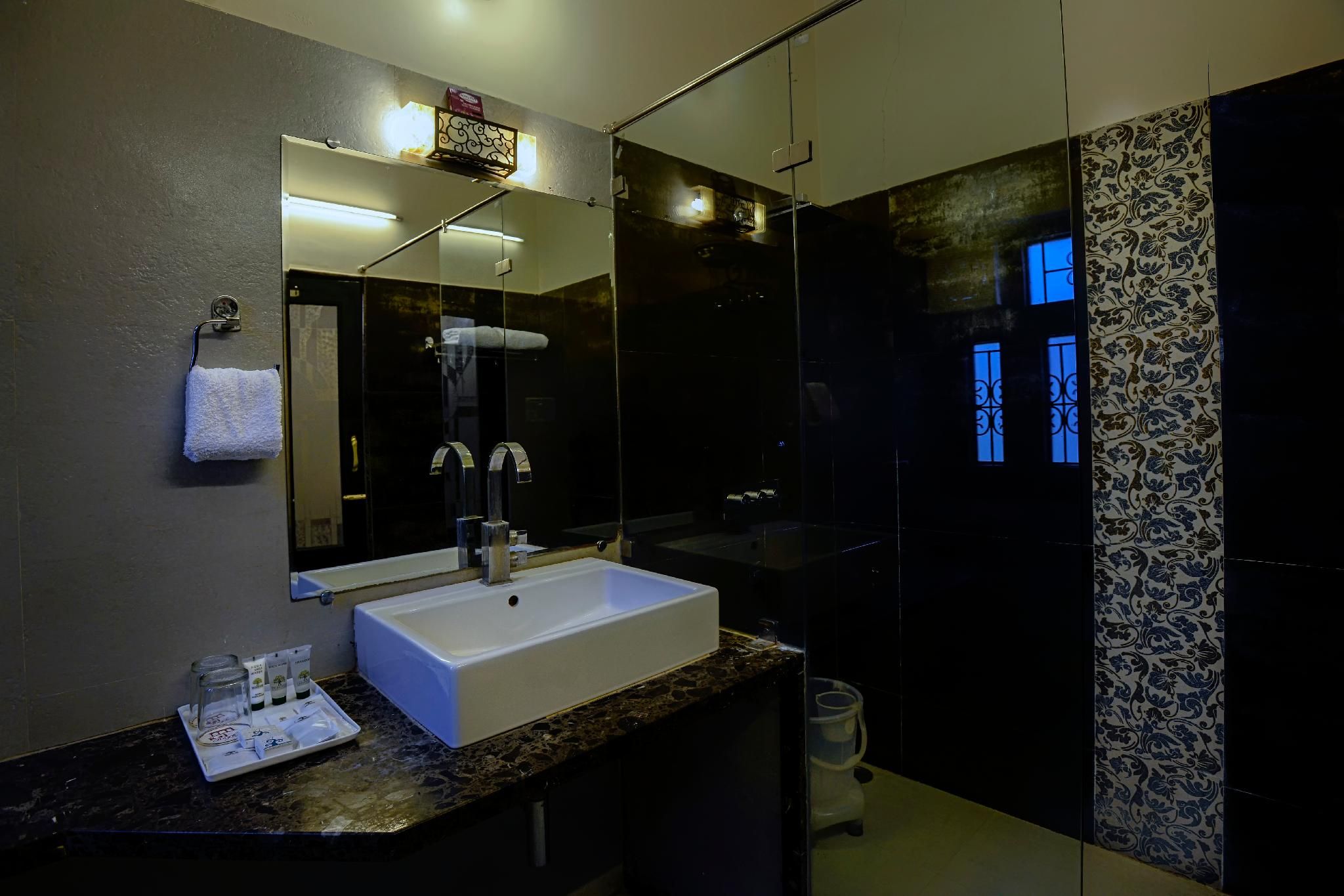 Super Deluxe Garden View