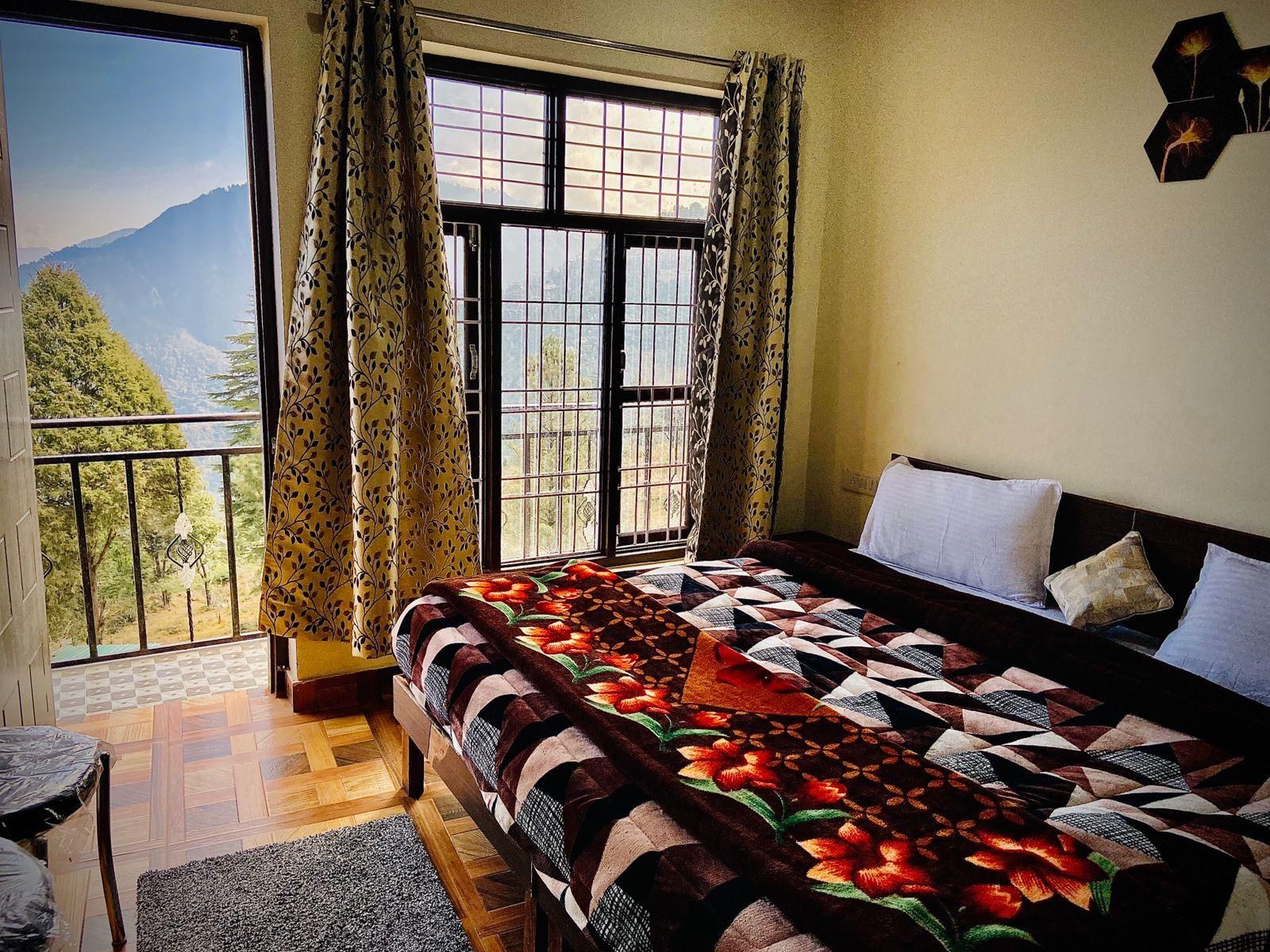 Deluxe 2 Bed Room