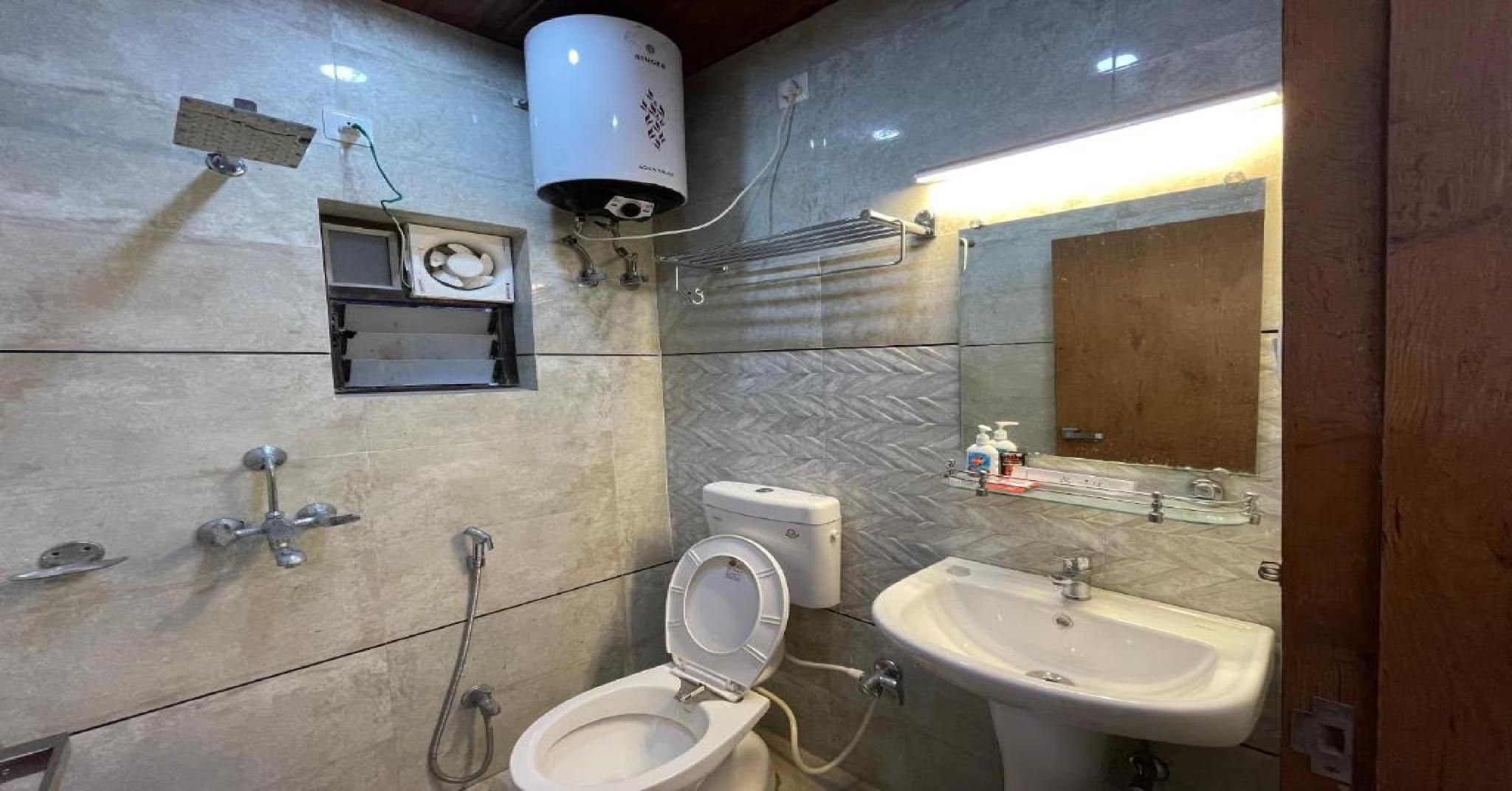 Hotel Nandan Inn Standard 2