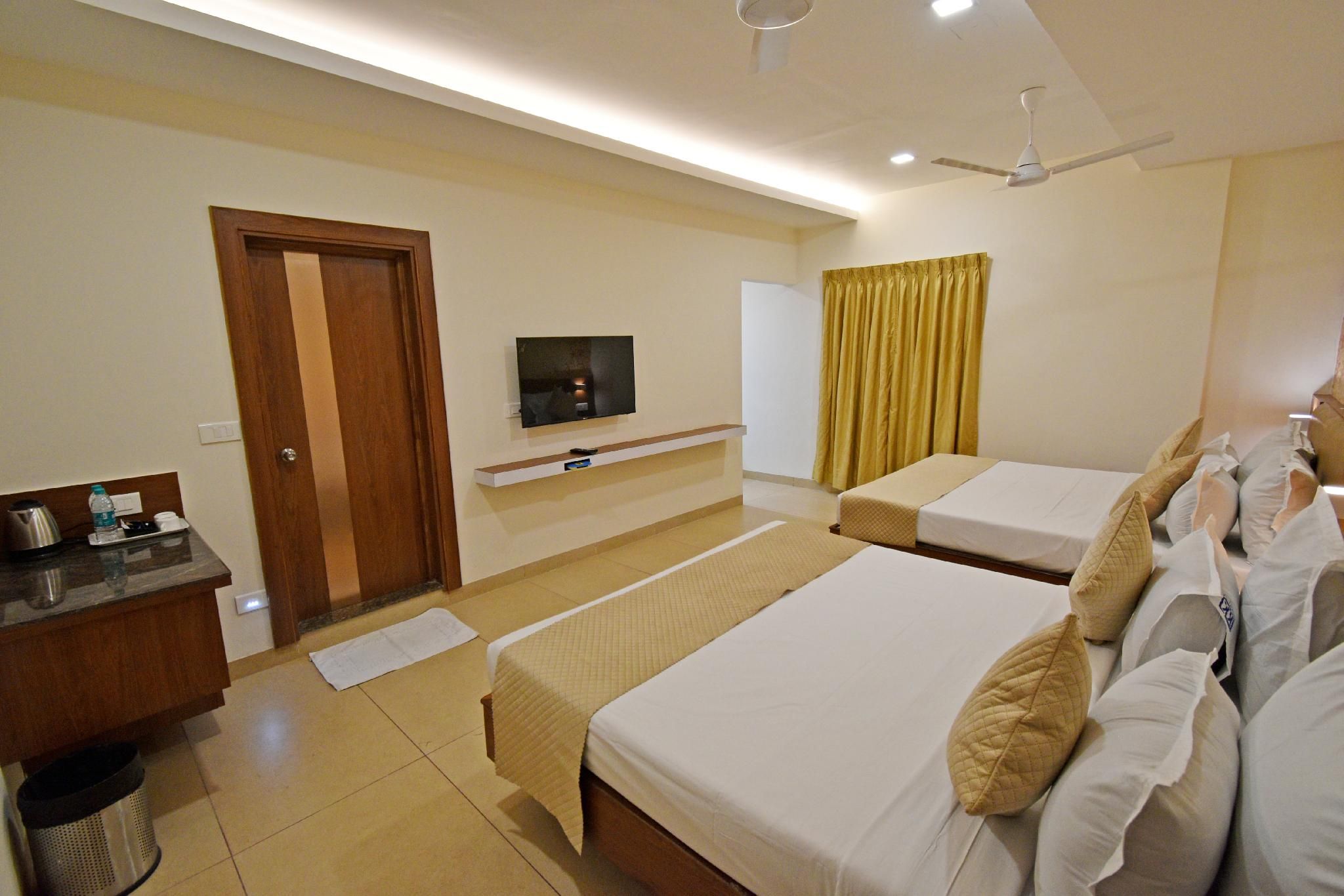 Family Suite with 2 Double Beds