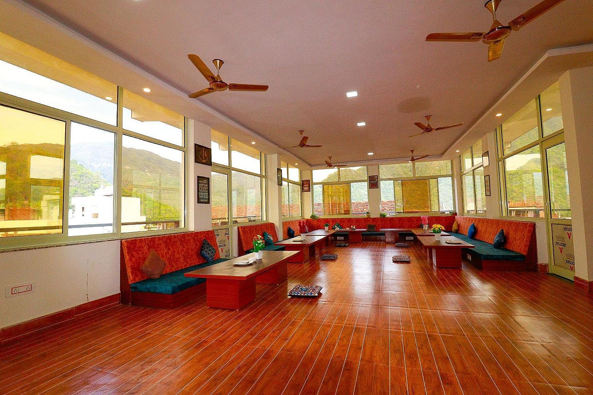 restaurant