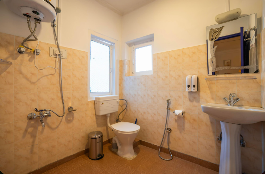 Deluxe Private Non AC Room with Ensuite Bathroom